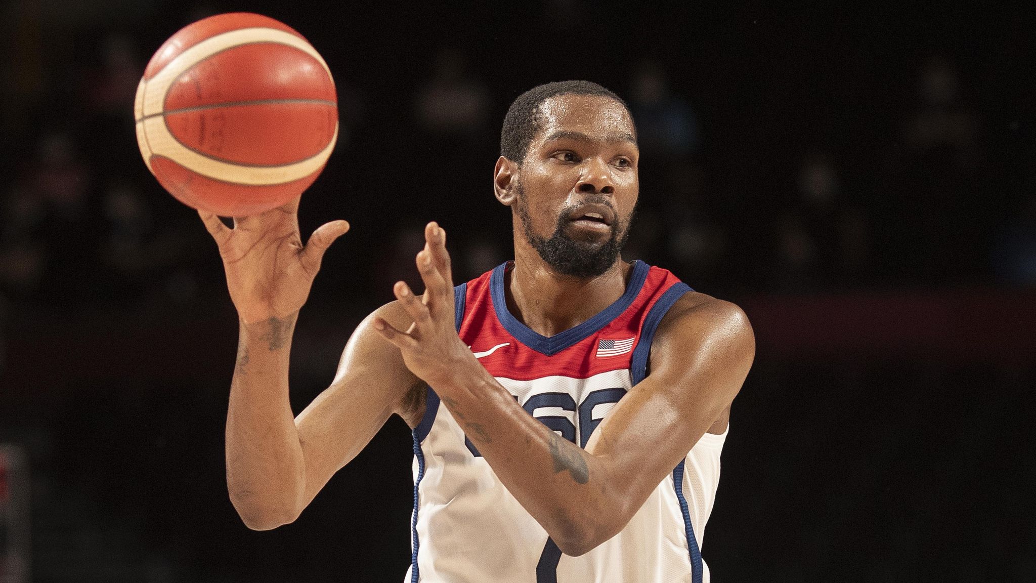 Kevin Durant playing basketball for the USA at Tokyo Olympics