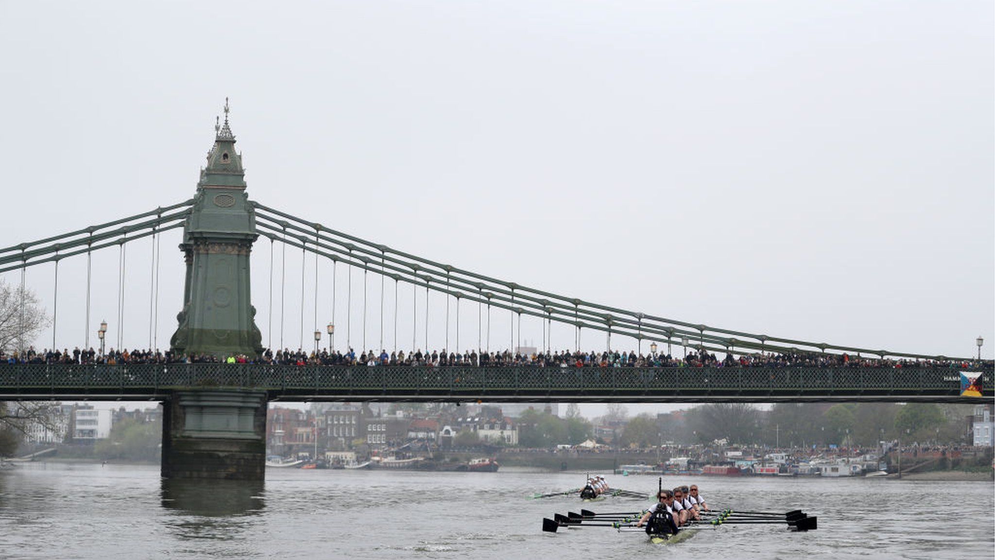 The 2019 Women's Boat Race goes under Hammersmith Bridge