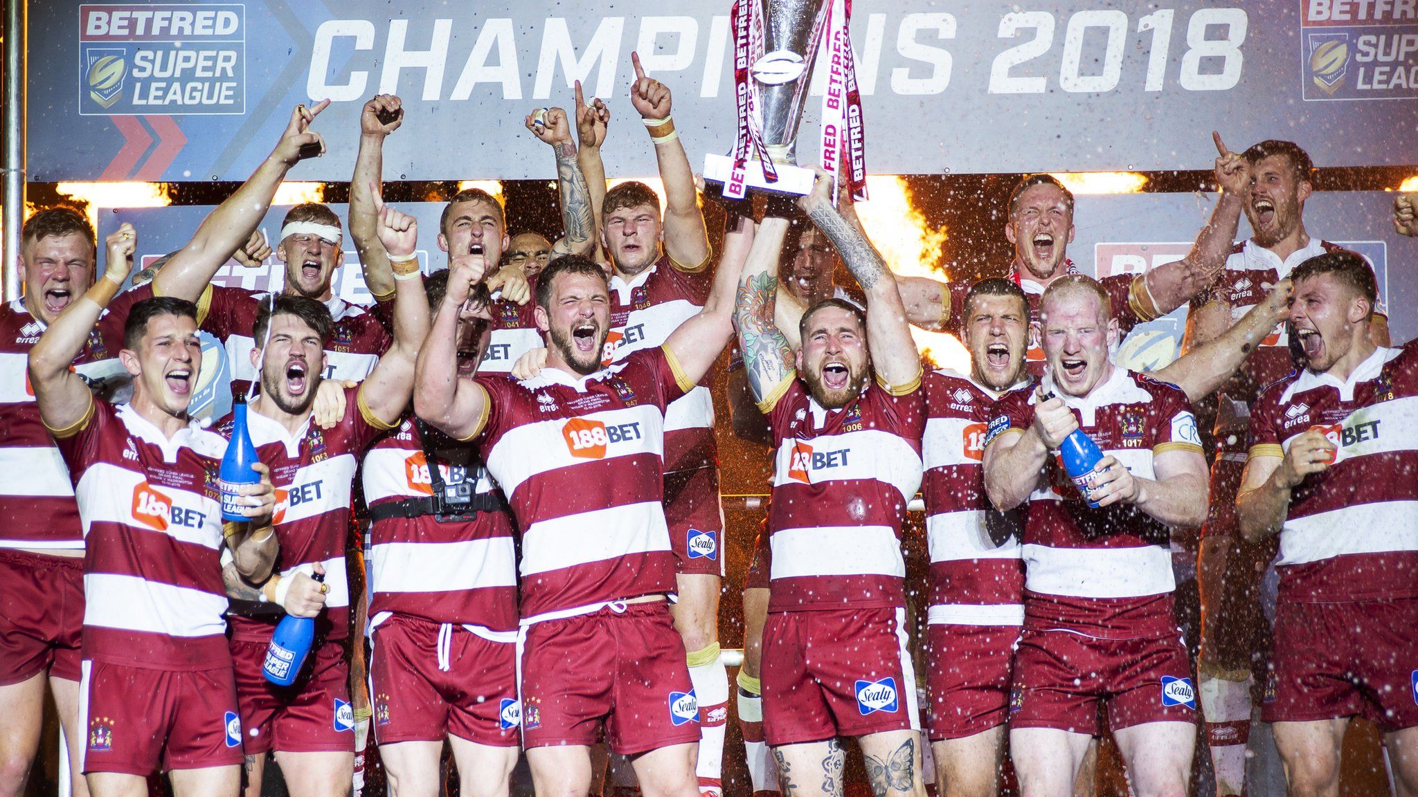 Super League: St Helens 40-10 Wigan Warriors - Saints Into Grand Final ...