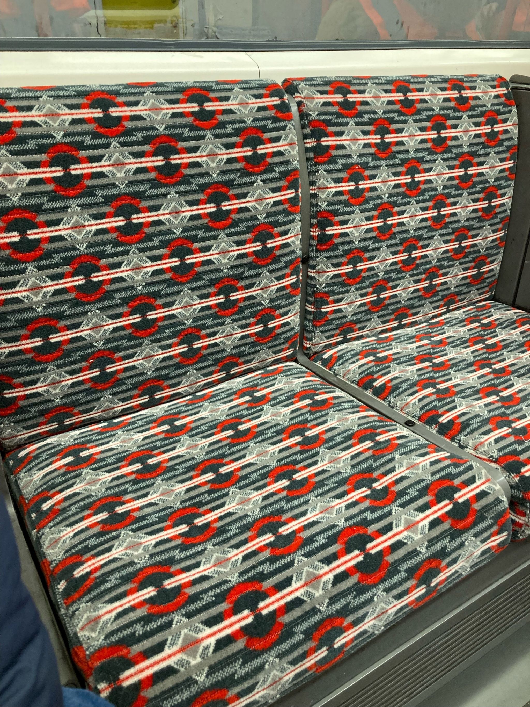 New central line seat design