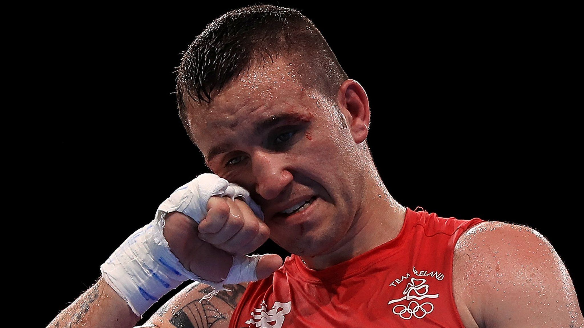David Oliver Joyce shows his disappointment after his defeat by Albert Selimov of Azerbaijan