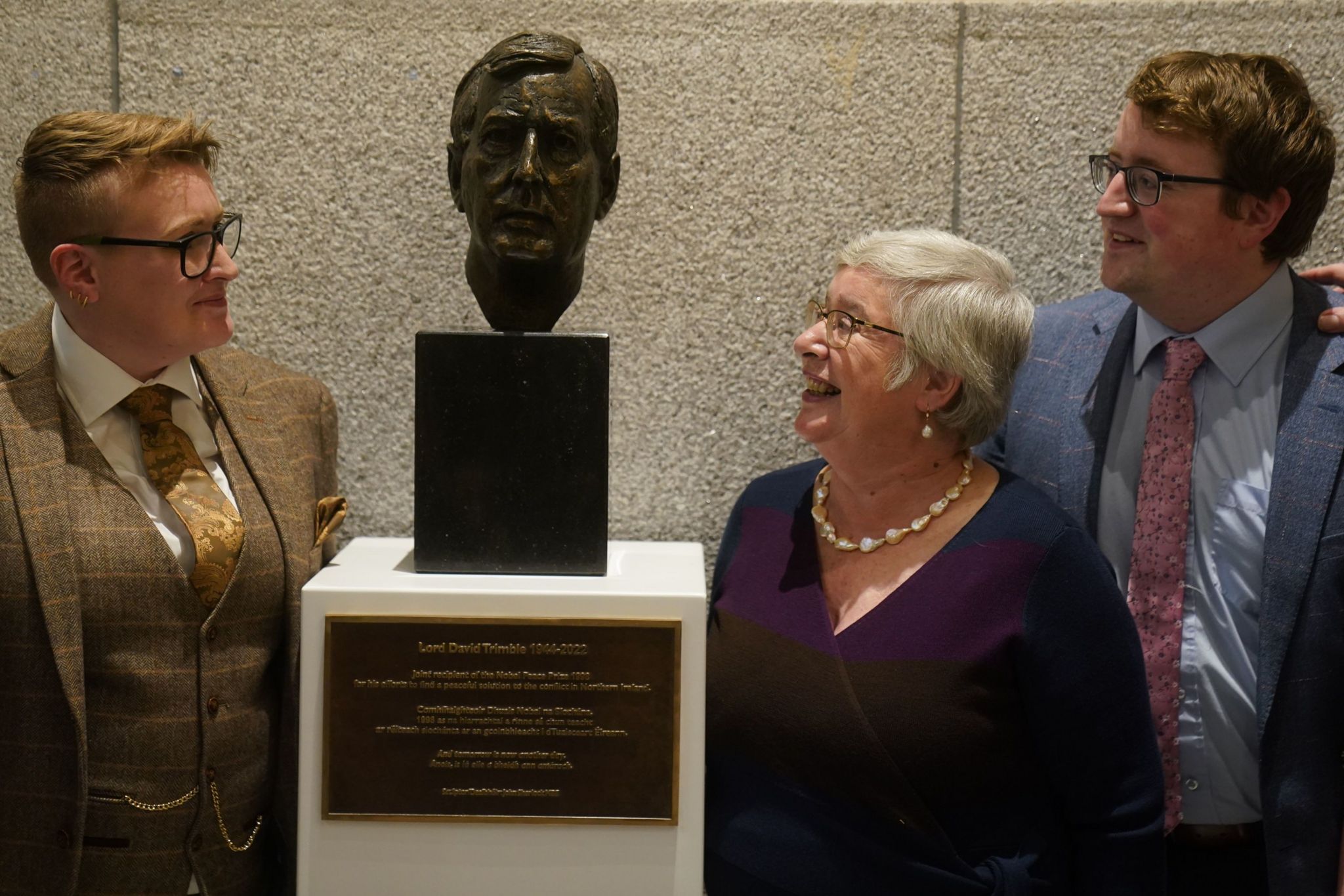 Lord Trimble's widow, Daphne, and their daughter Vicky and son Nicholas, at the unveiling