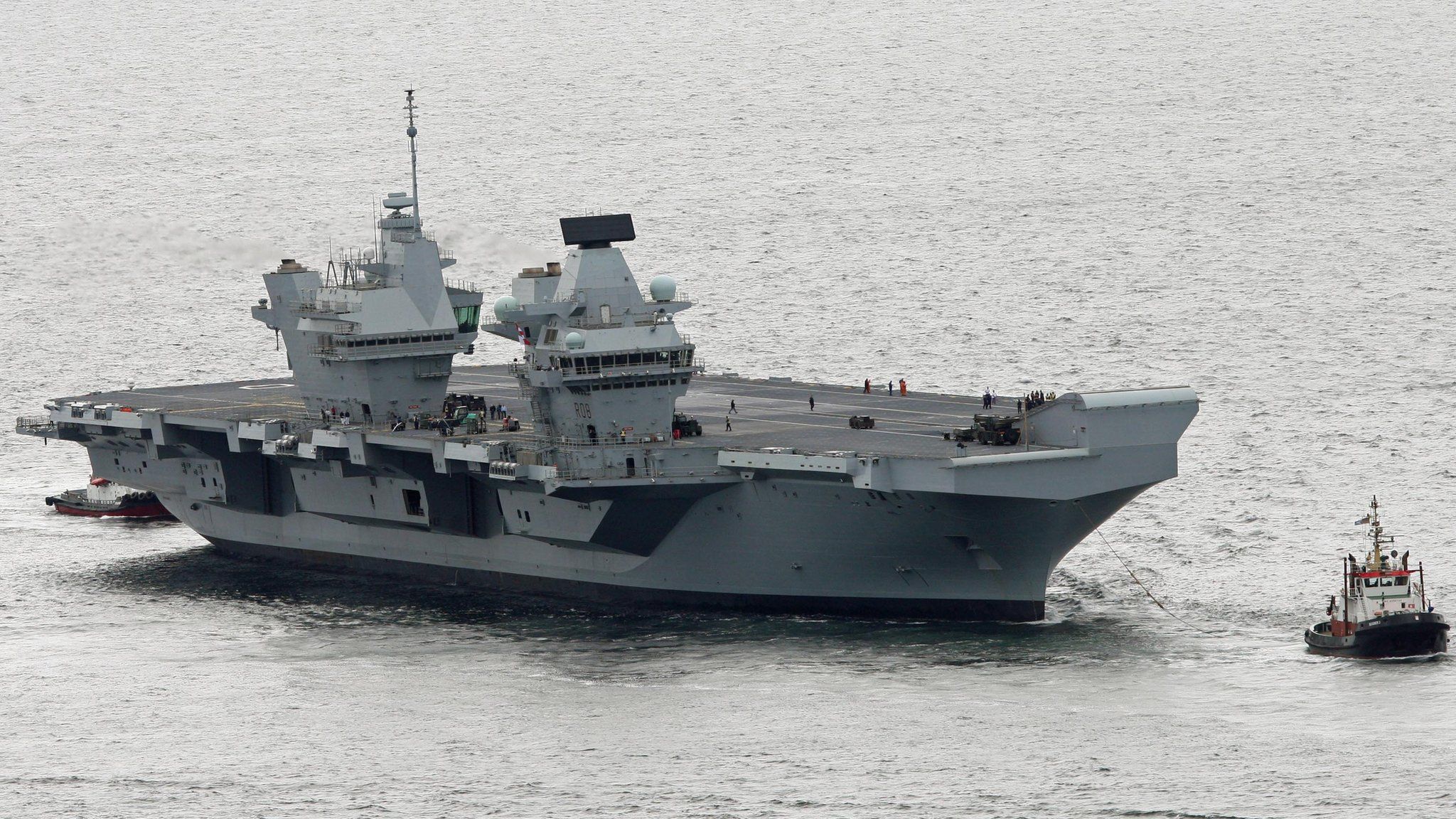 Precautionary checks of new carrier HMS Queen Elizabeth BBC News