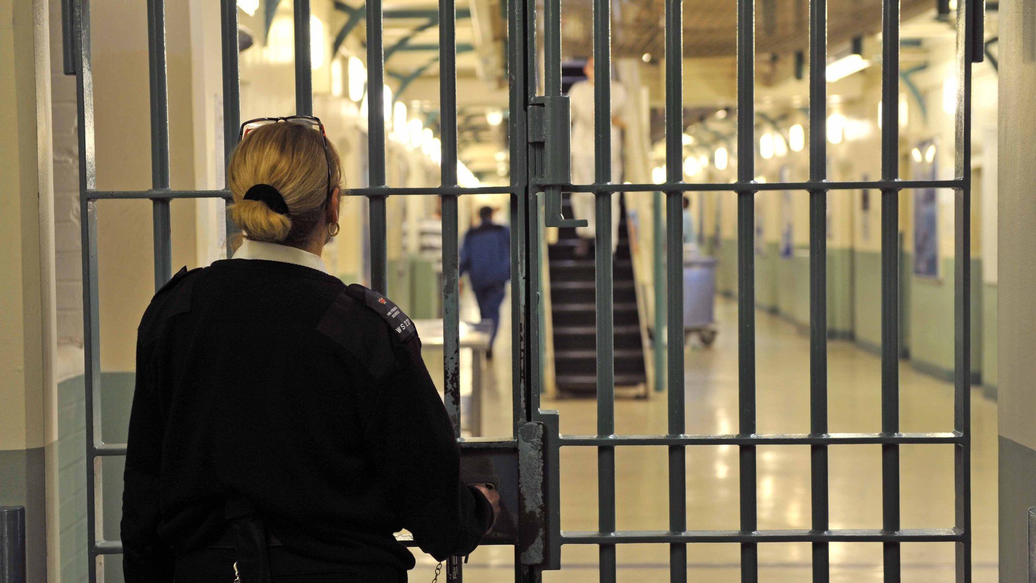 Prisoner officer locks door