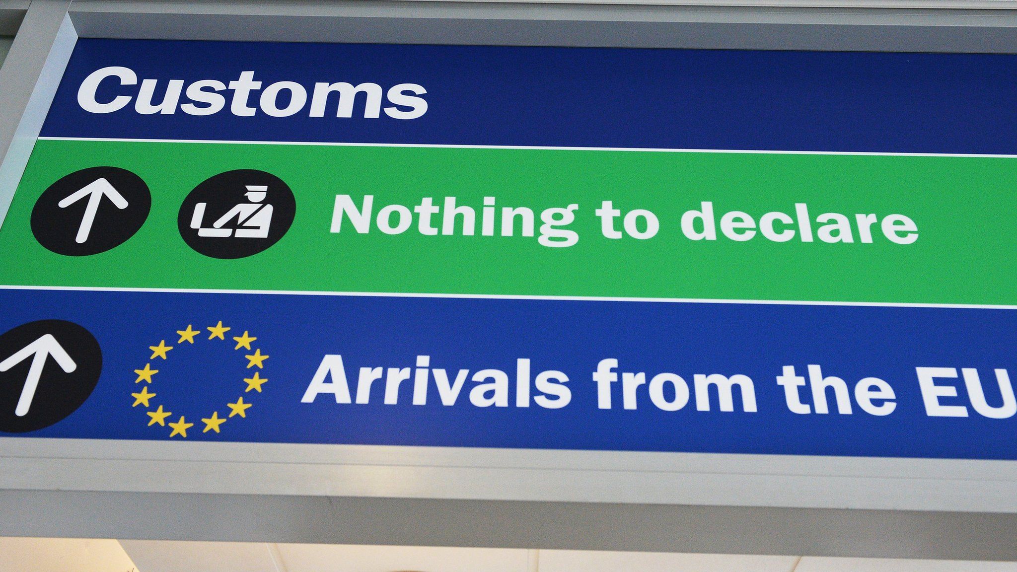 Sign for customs at airport