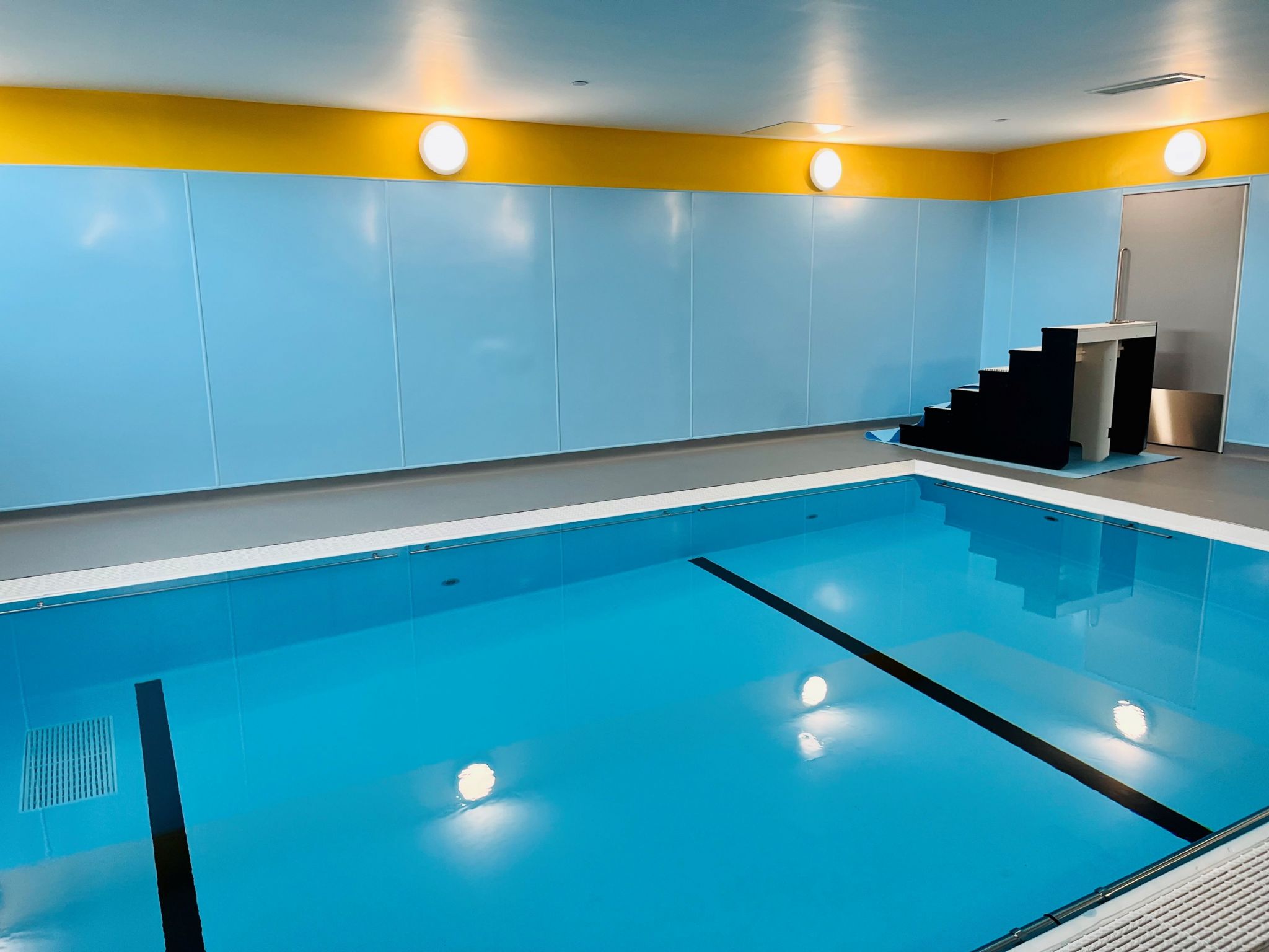 Hydrotherapy pool 