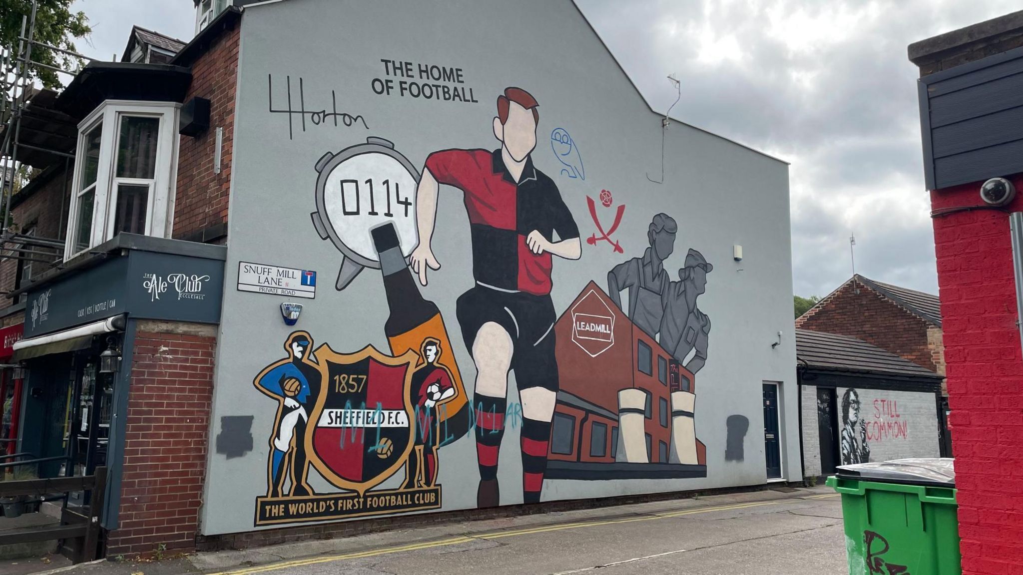 A mural showing Sheffield FC and Sheffield icons