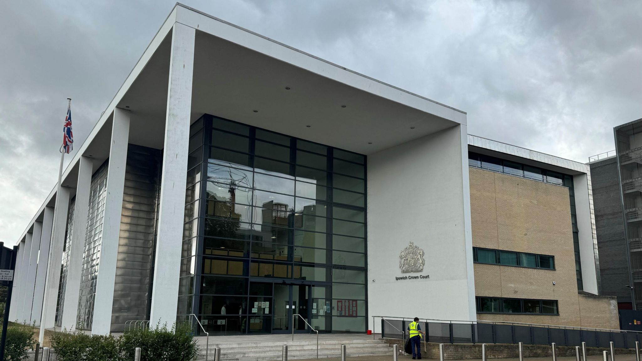 The outside of Ipswich Crown Court.