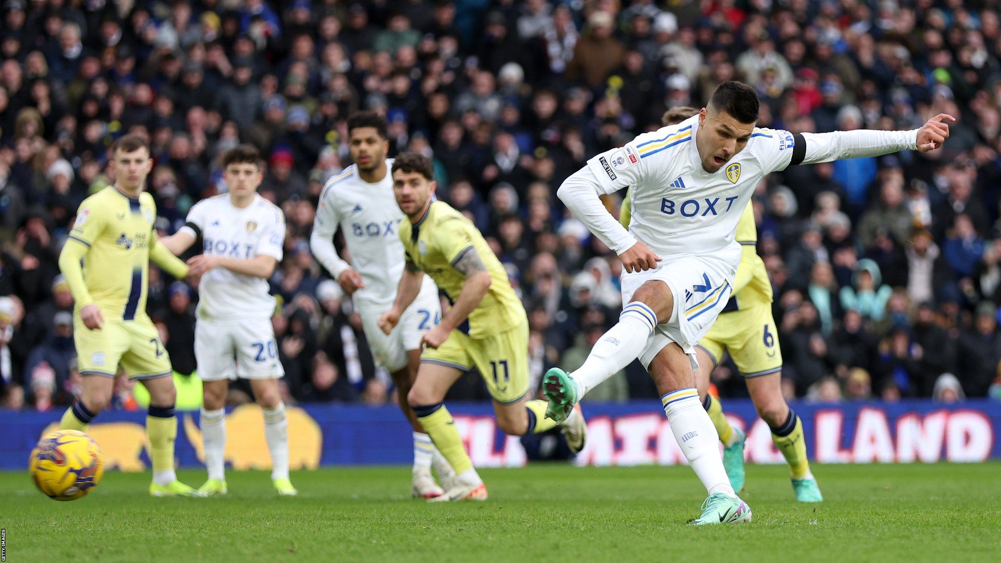 Joel Piroe scores penalty