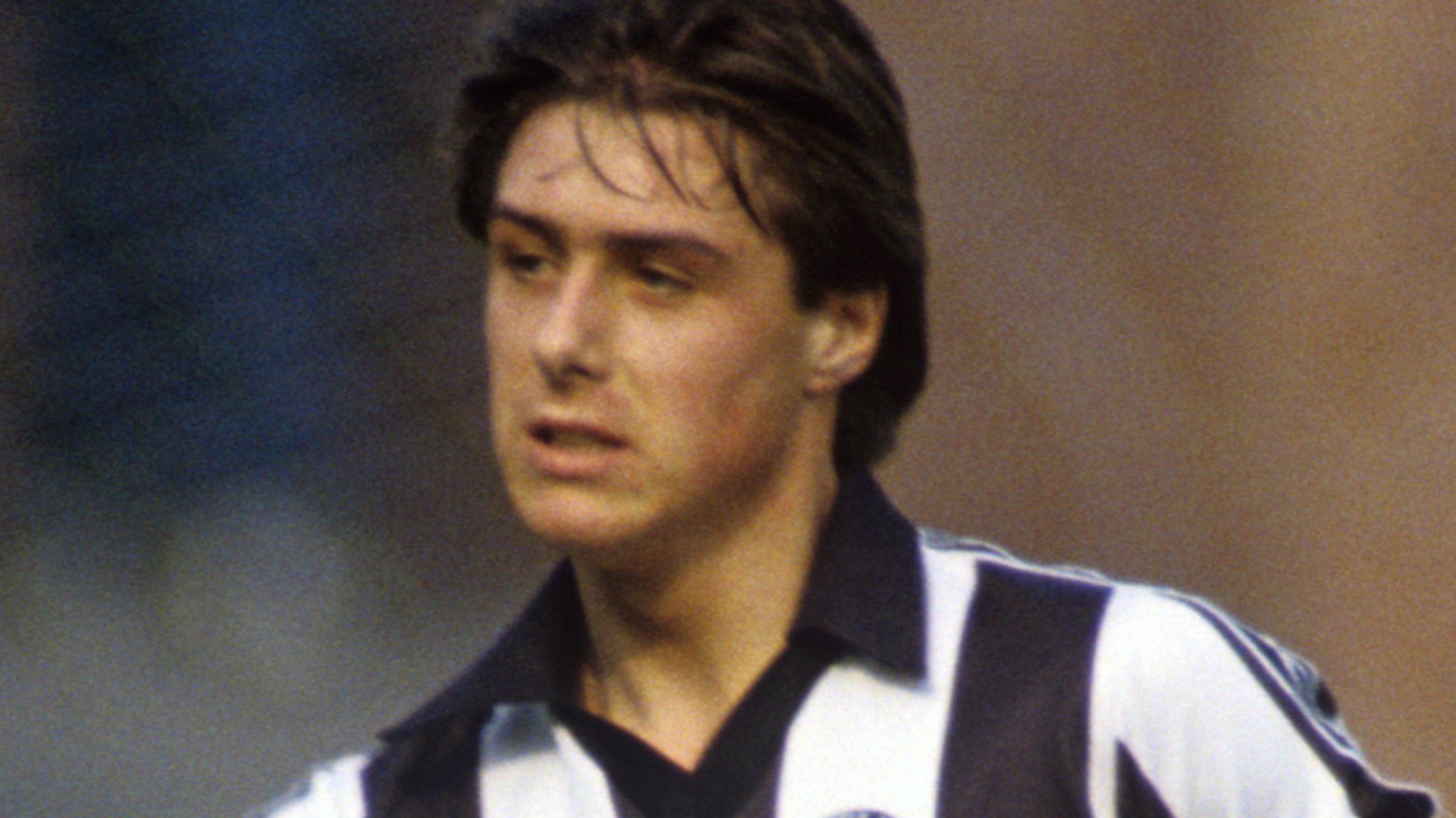 Derek Bell playing for Newcastle in 1982