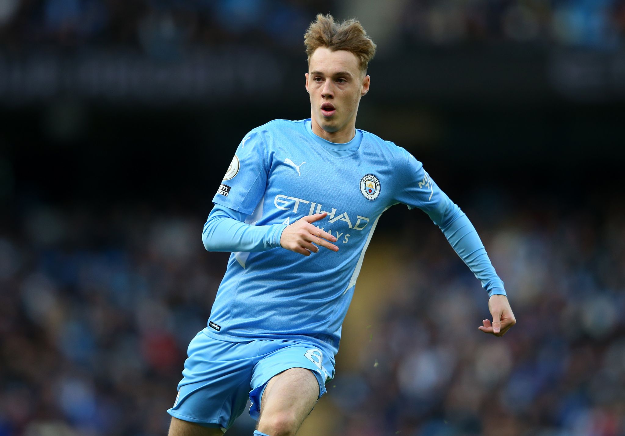  Cole Palmer of Manchester City and Alejandro Garnacho of Manchester United are two of the most exciting young wingers in the Premier League.