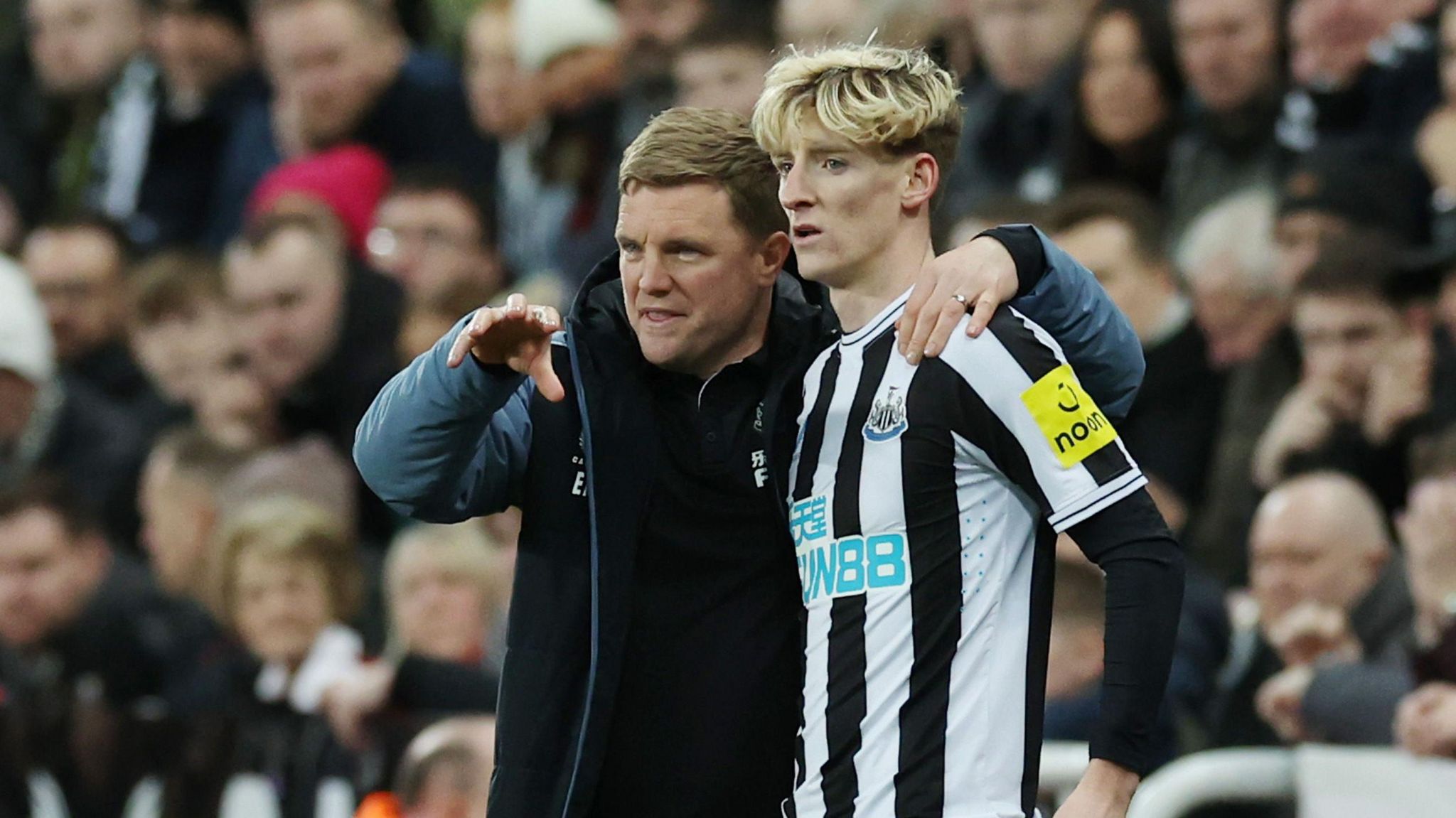 Newcastle: Anthony Gordon is a fierce competitor - Eddie Howe - BBC Sport