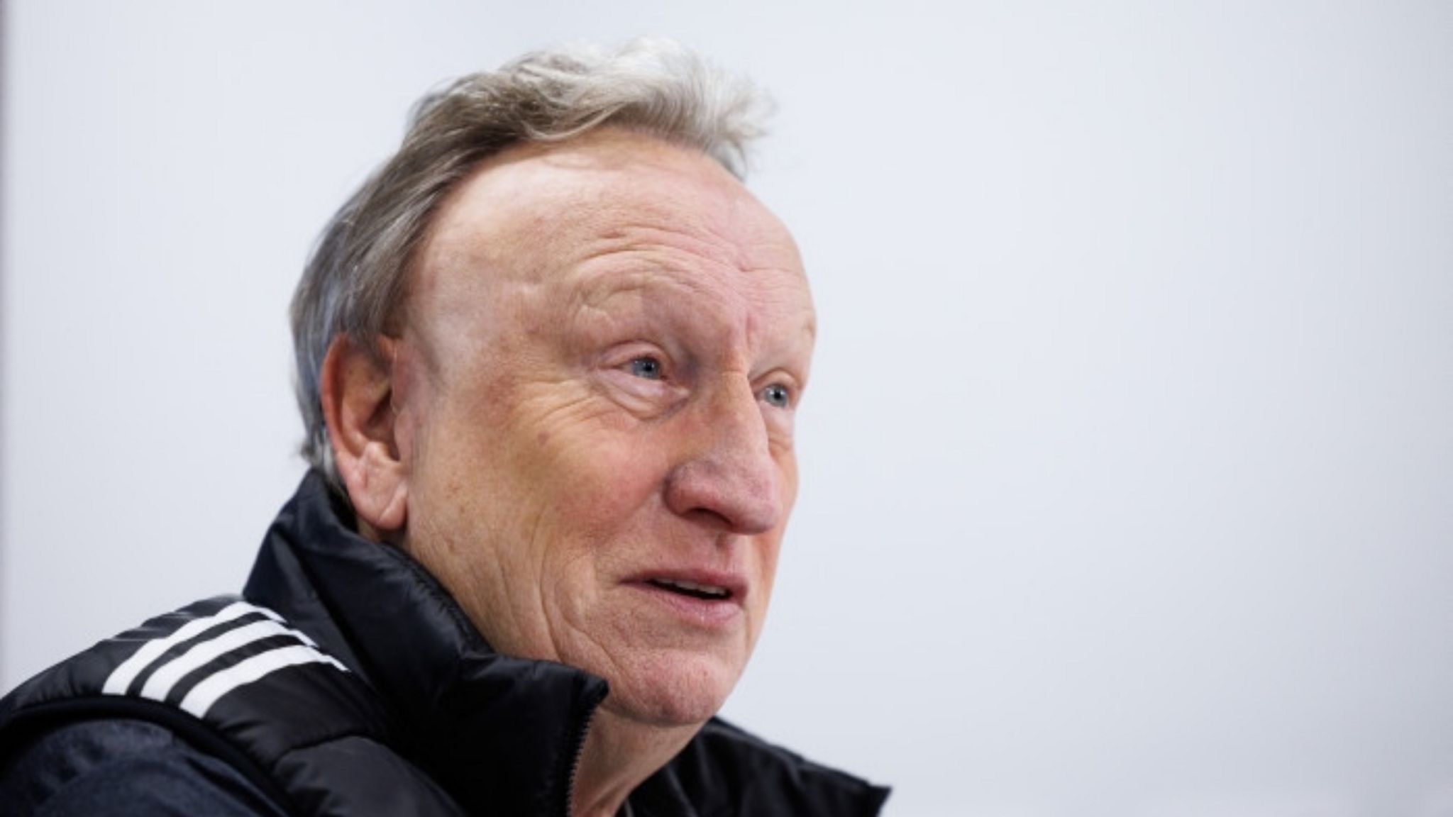 'Possible to break into the bigtimers' Warnock BBC Sport