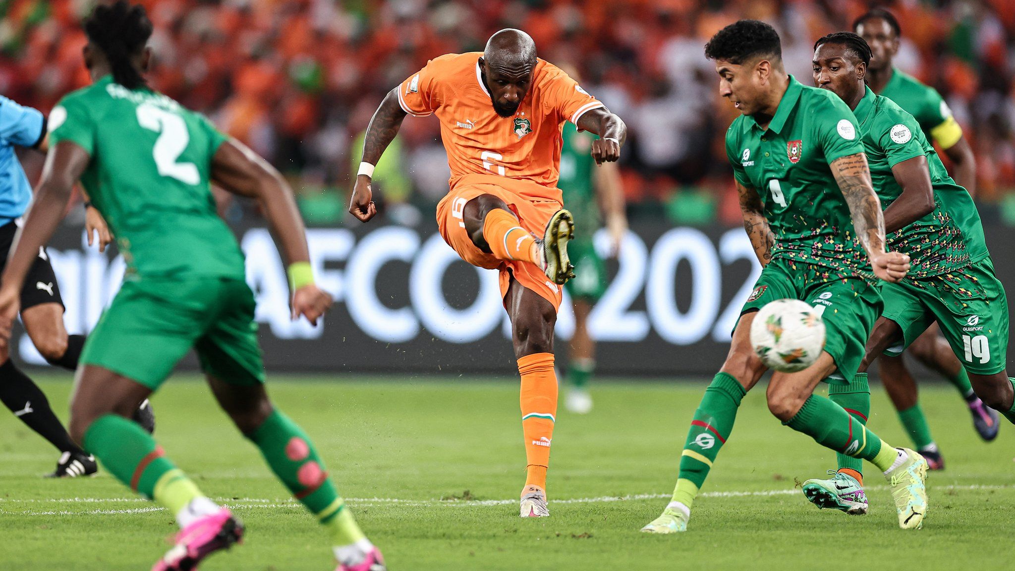 Seko Fofana scores for Ivory Coast against Guinea-Bissau