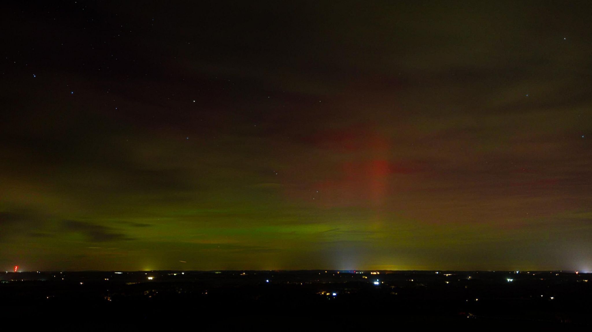 Northern lights spotted in Newbury