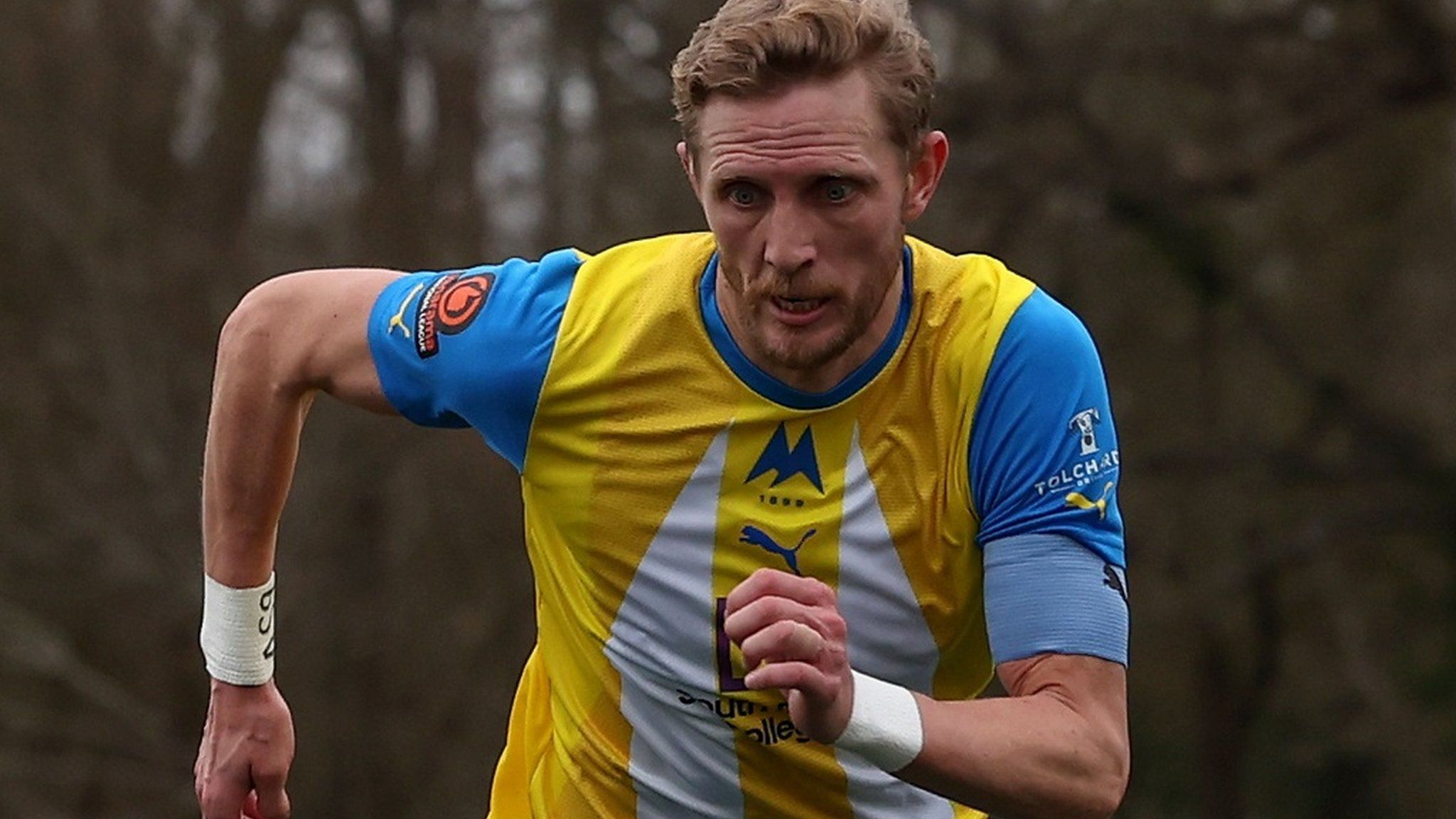 Dean Moxey in action for Torquay