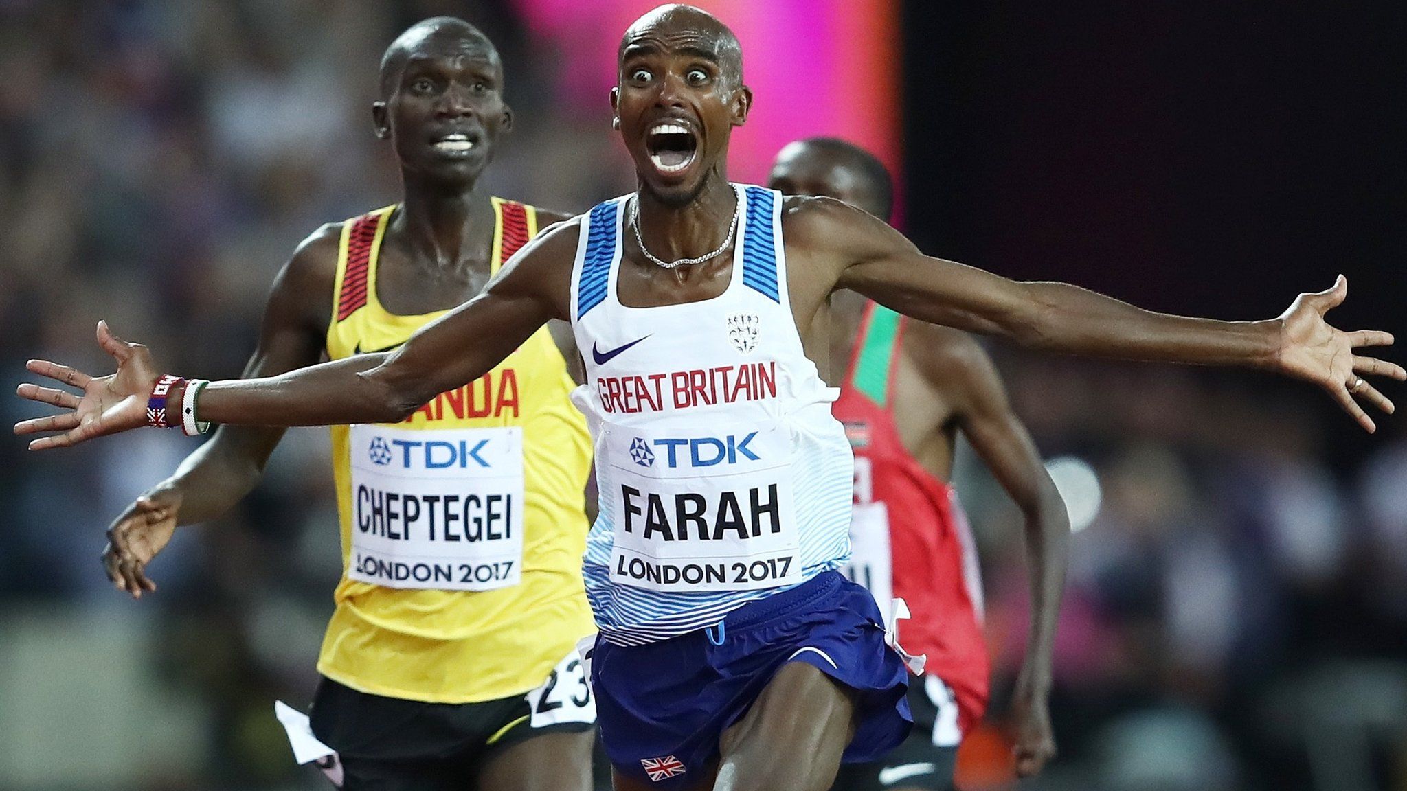 An ecstatic Mo Farah wins the 10,000m at the 2017 World Athletics Championships