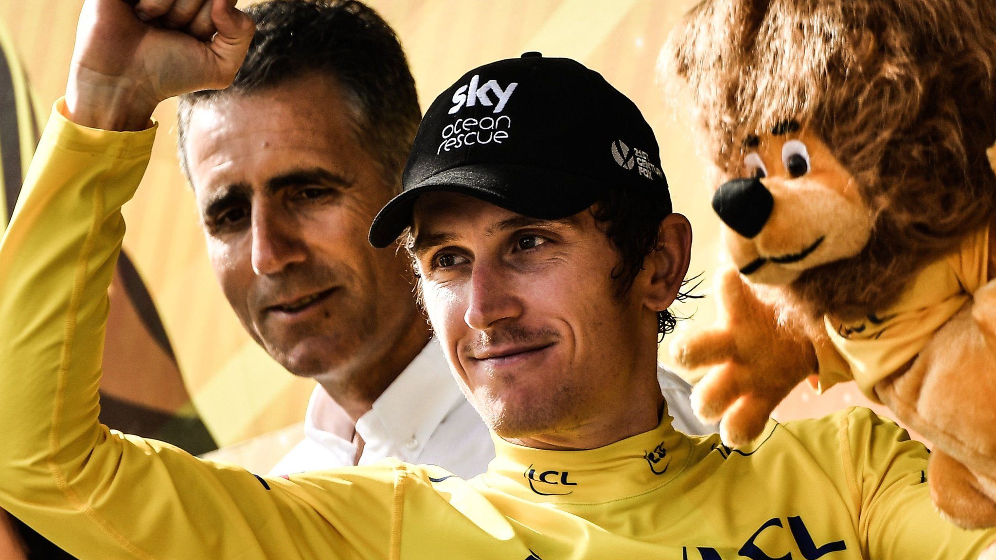 Geraint Thomas in yellow jersey