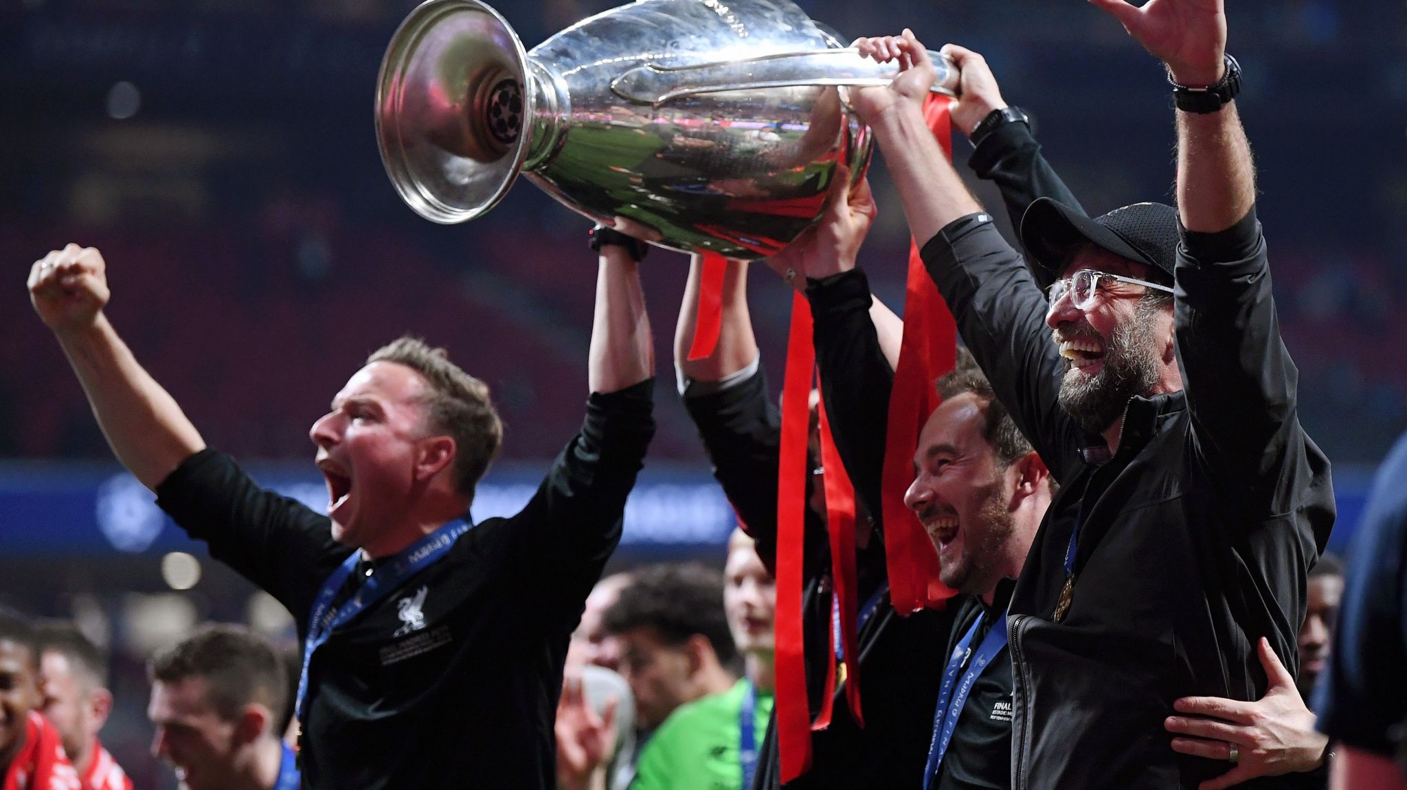 Jurgen Klopp lifts the Champions League trophy