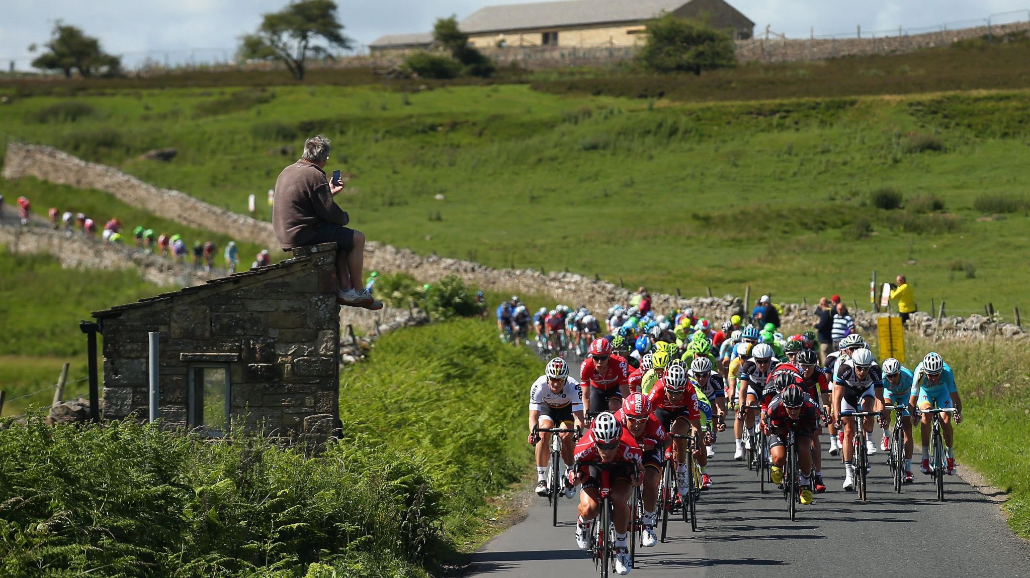The 2014 Tour de France moves through North Yorkshire 