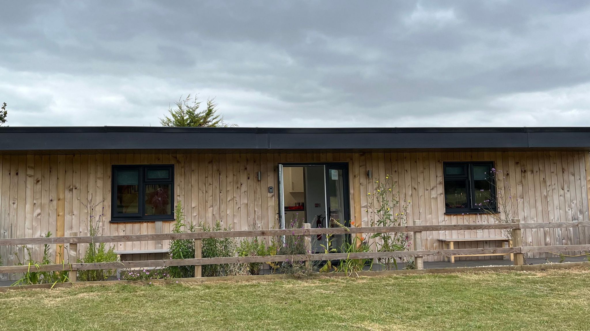 Elmbridge primary school's new wellbeing cabin