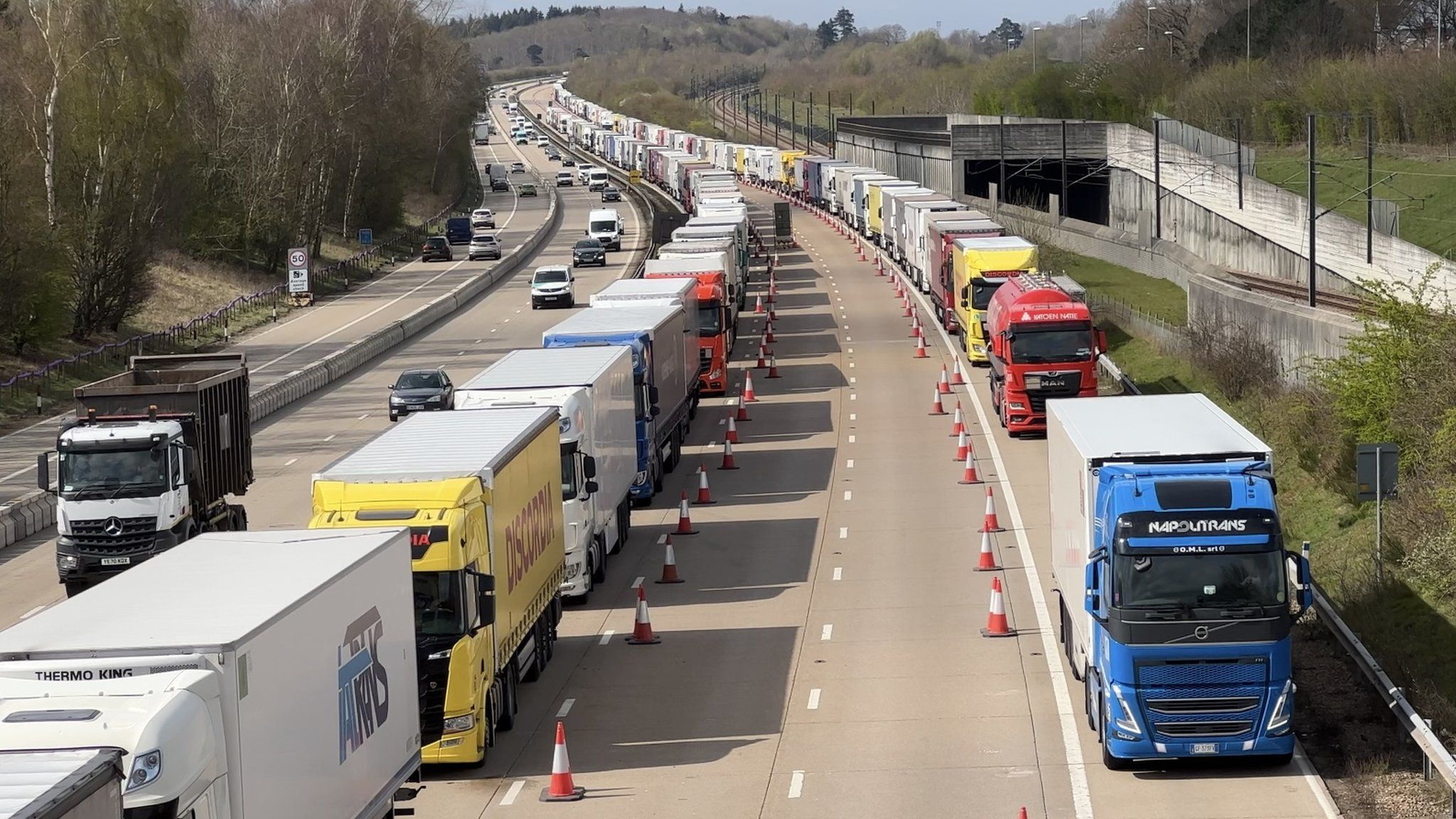 Lorries queuing on the M20