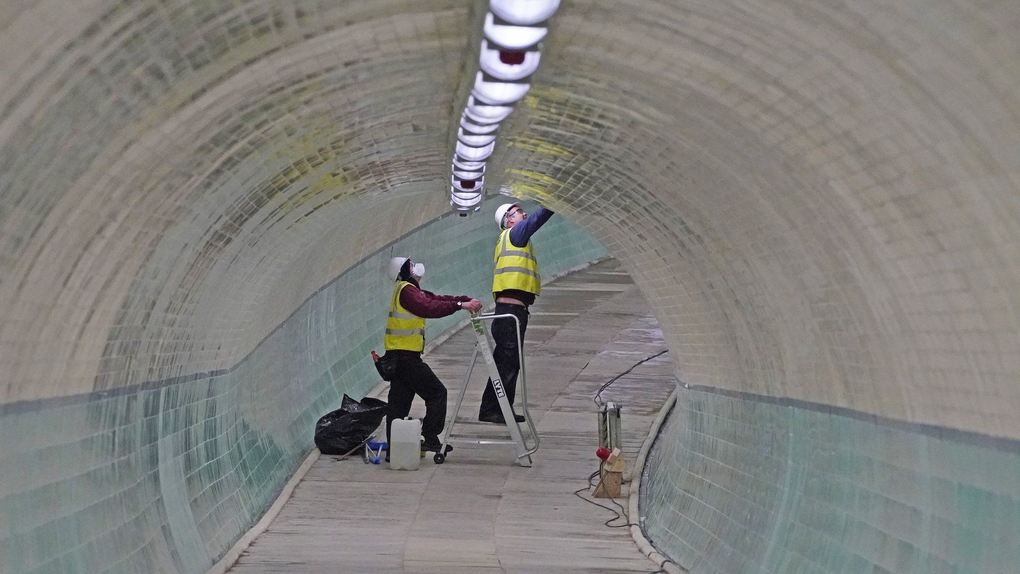 Work on Tyne pedestrian tunnel