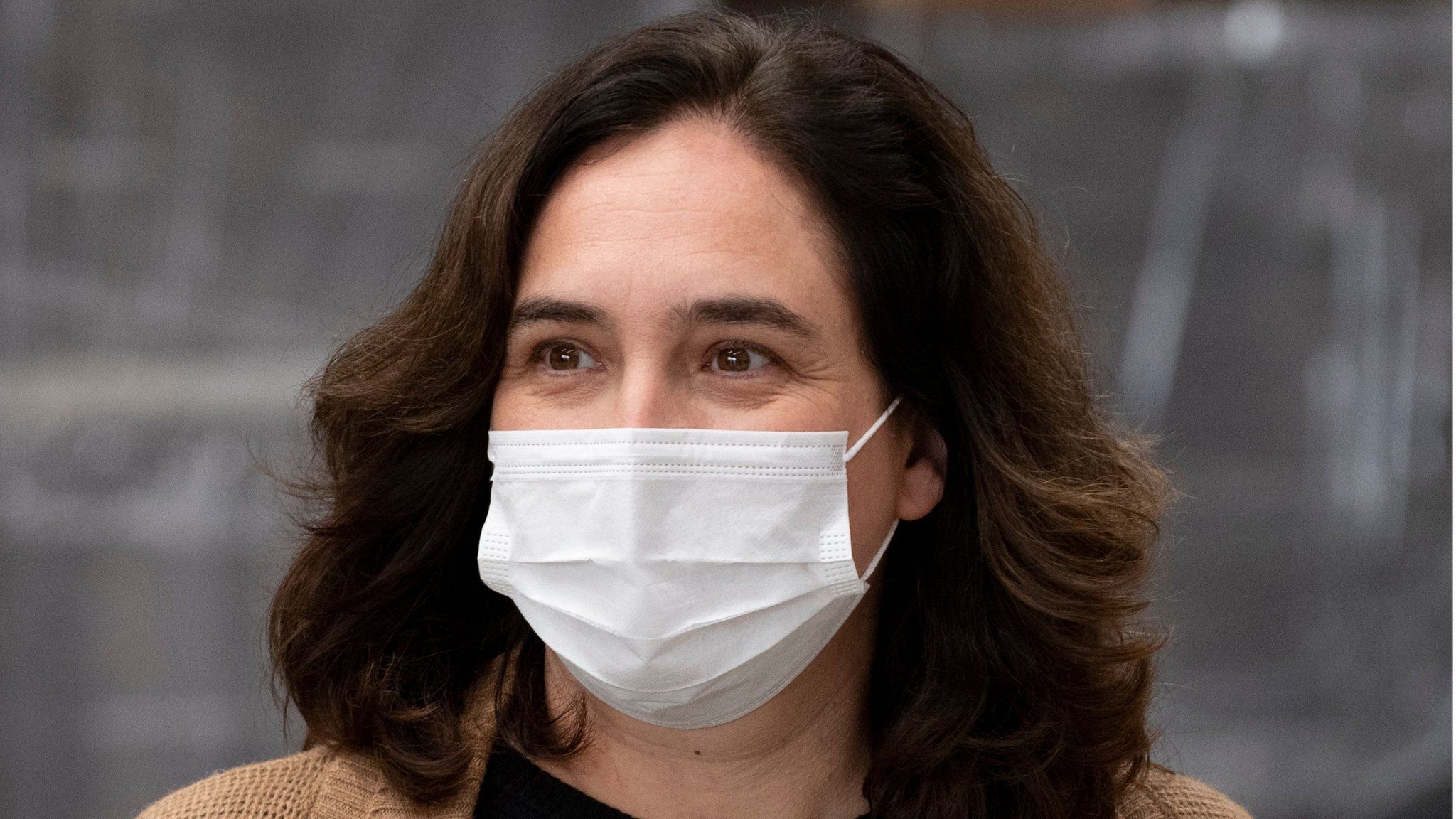 Ada Colau photographed in a face mask