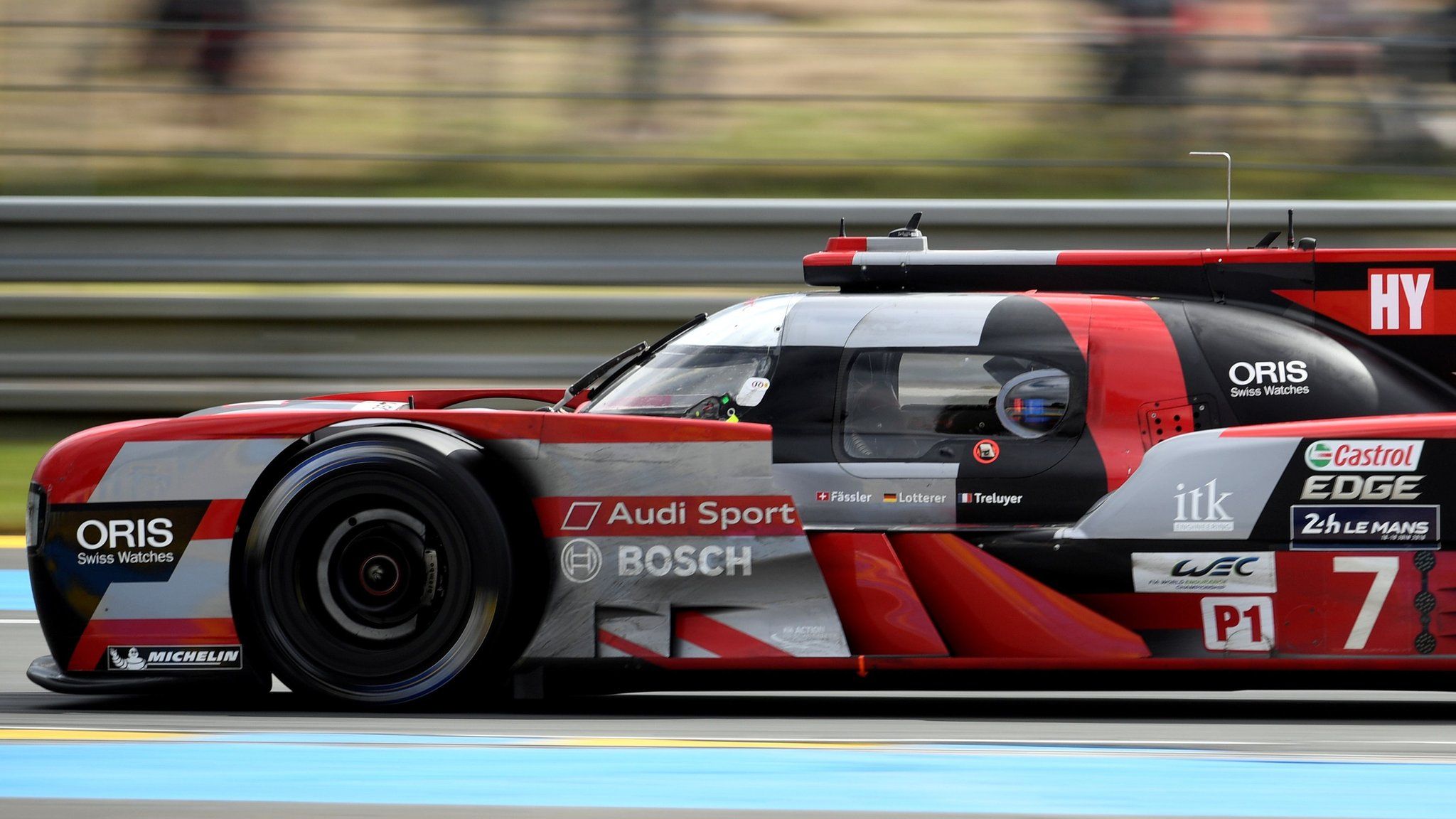 Audi's hybrid car in Le Mans