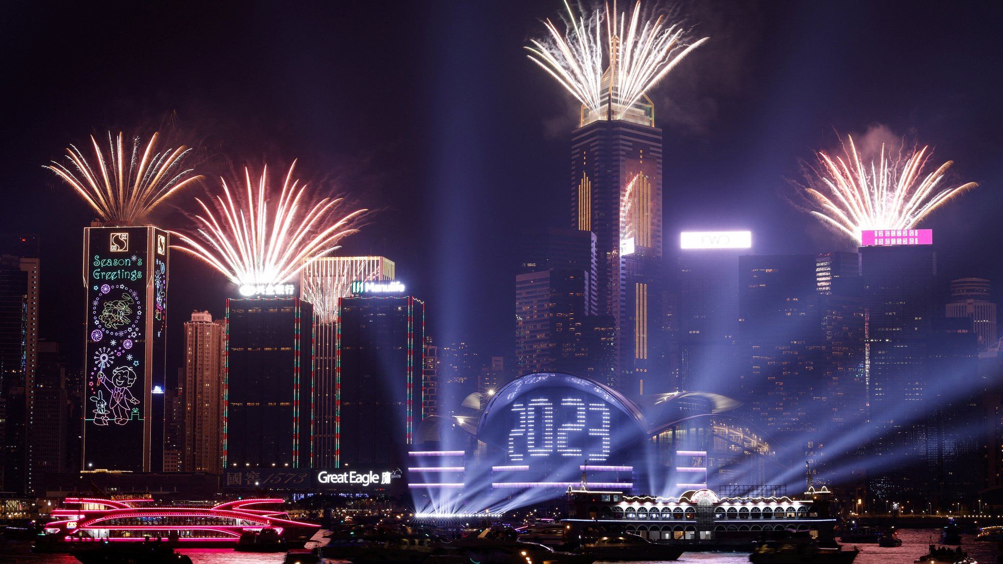 Hong Kong celebrates the arrival of 2023