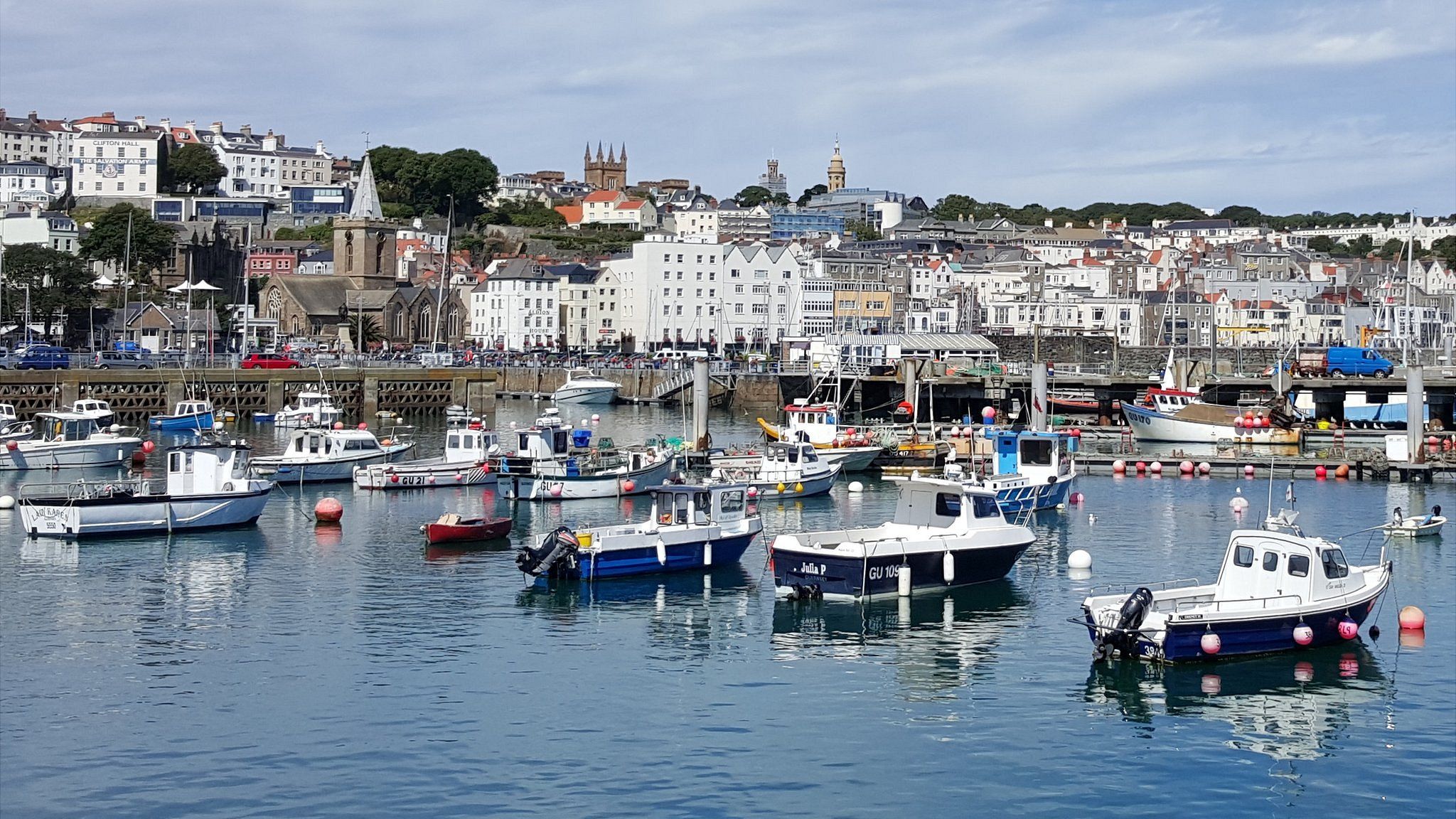 Guernsey fishing ban challenge rejected by High Court - BBC News