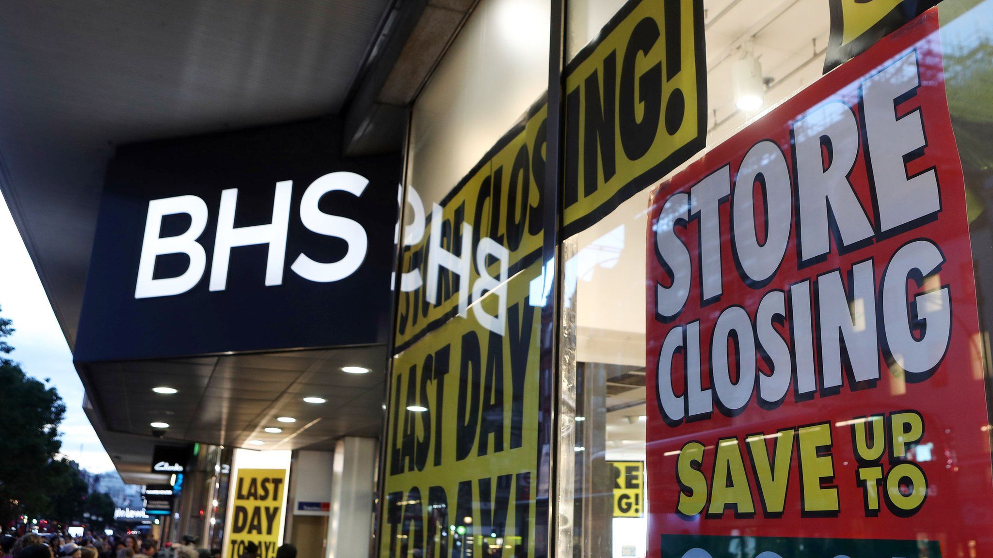 BHS store closing down sale