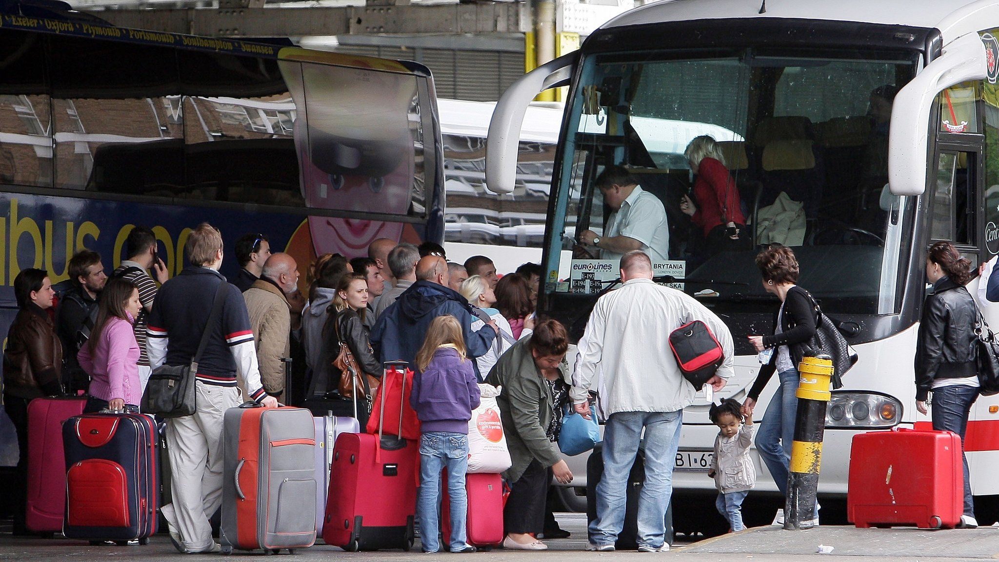 Polish migrants return home