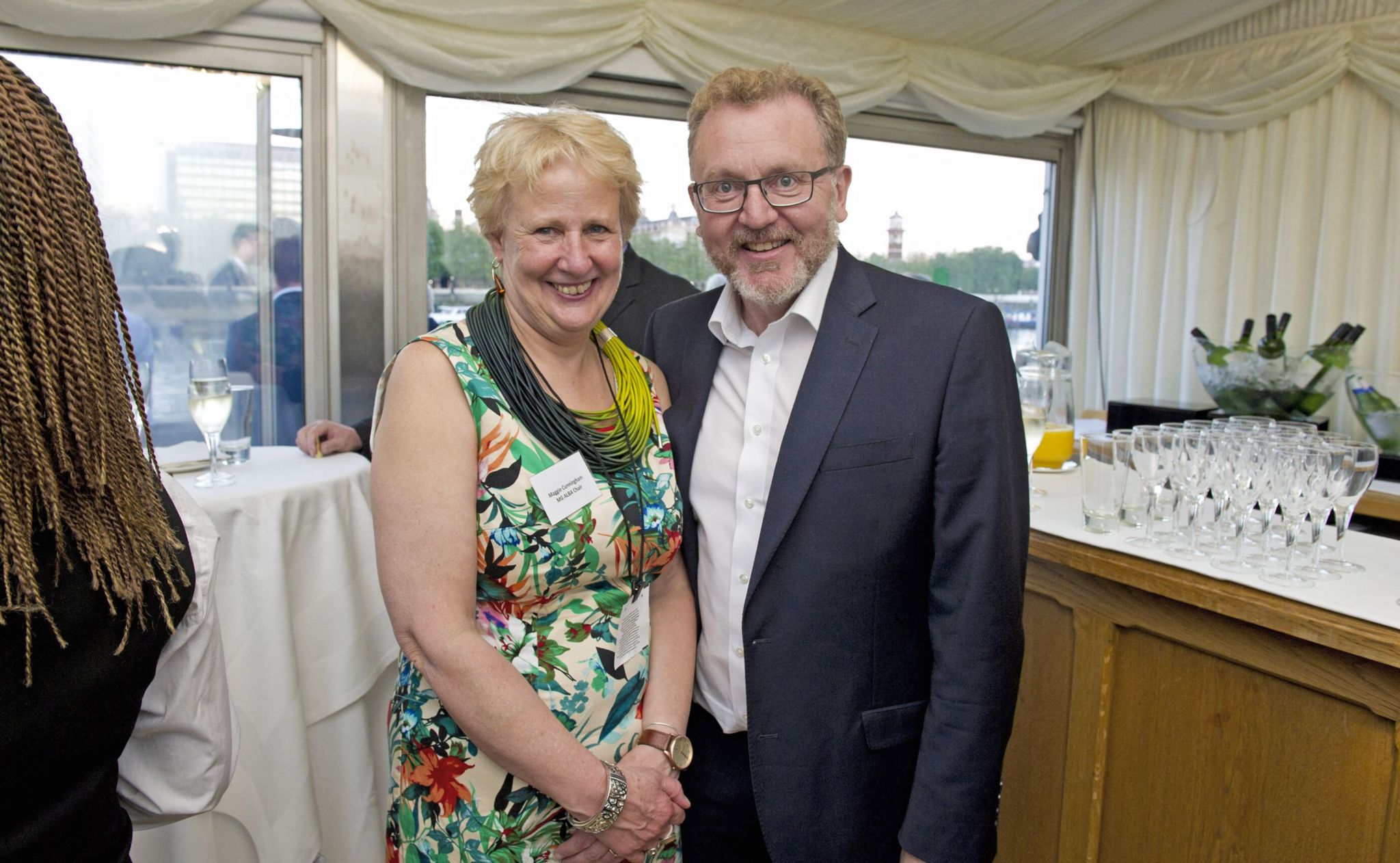 Magaidh Choinneagan agus Dàibhidh Mundell