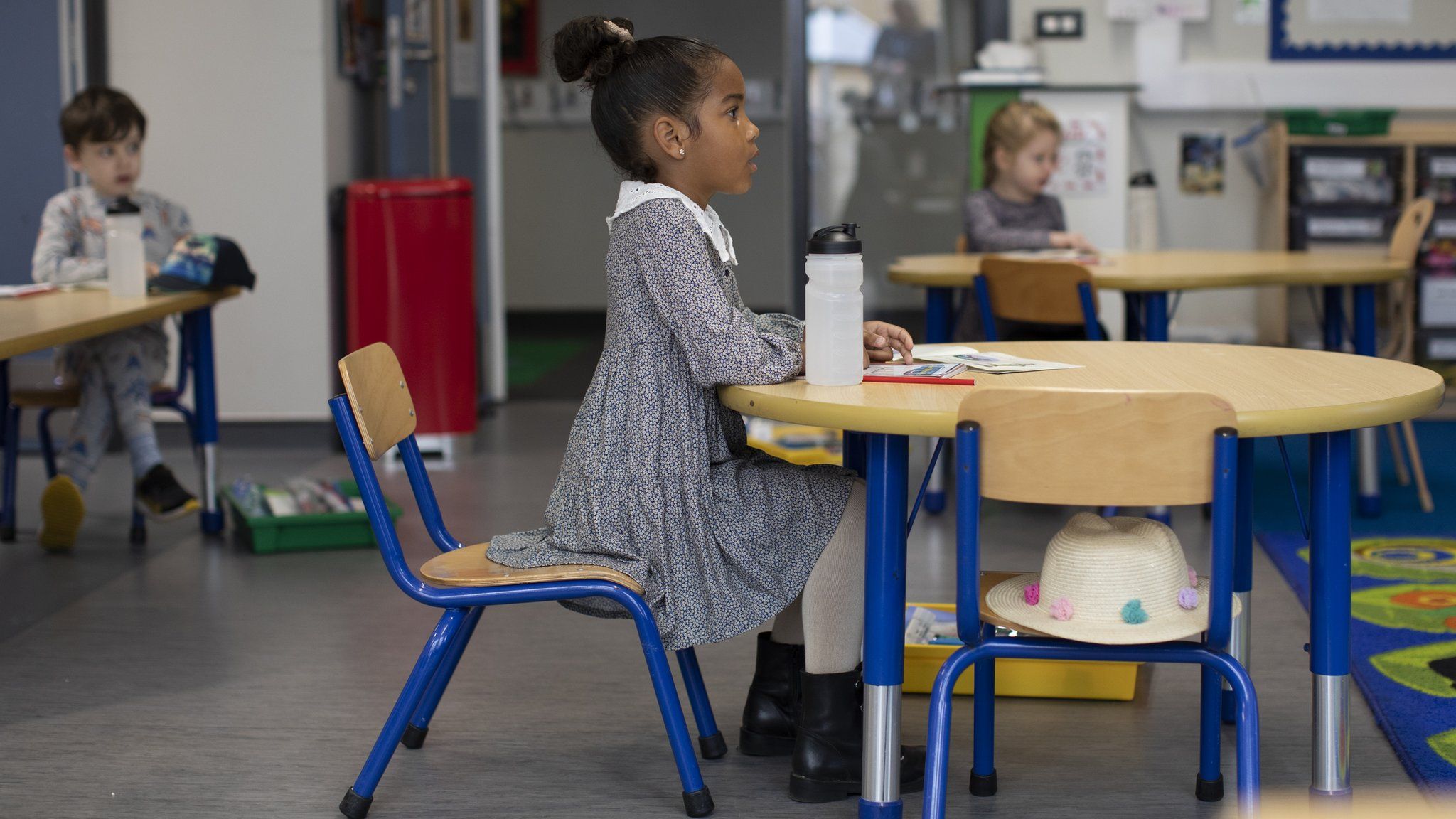 Some school. Дети в школе. Дети-инвалиды клипарт. Dan Kitwood / Getty images.