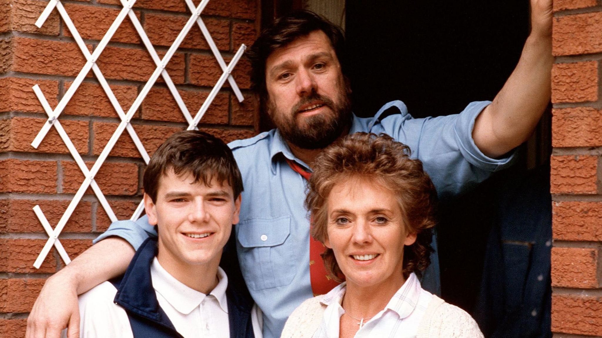 Simon O'Brien as Damon Grant, Ricky Tomlinson as Bobby Grant and Sue Johnston as Sheila Grant in the Channel 4 soap opera Brookside