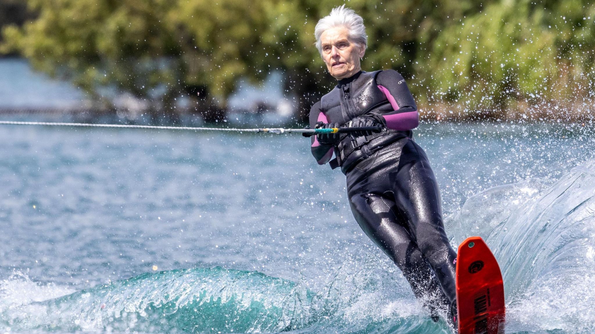 Celia Kent waterskiing