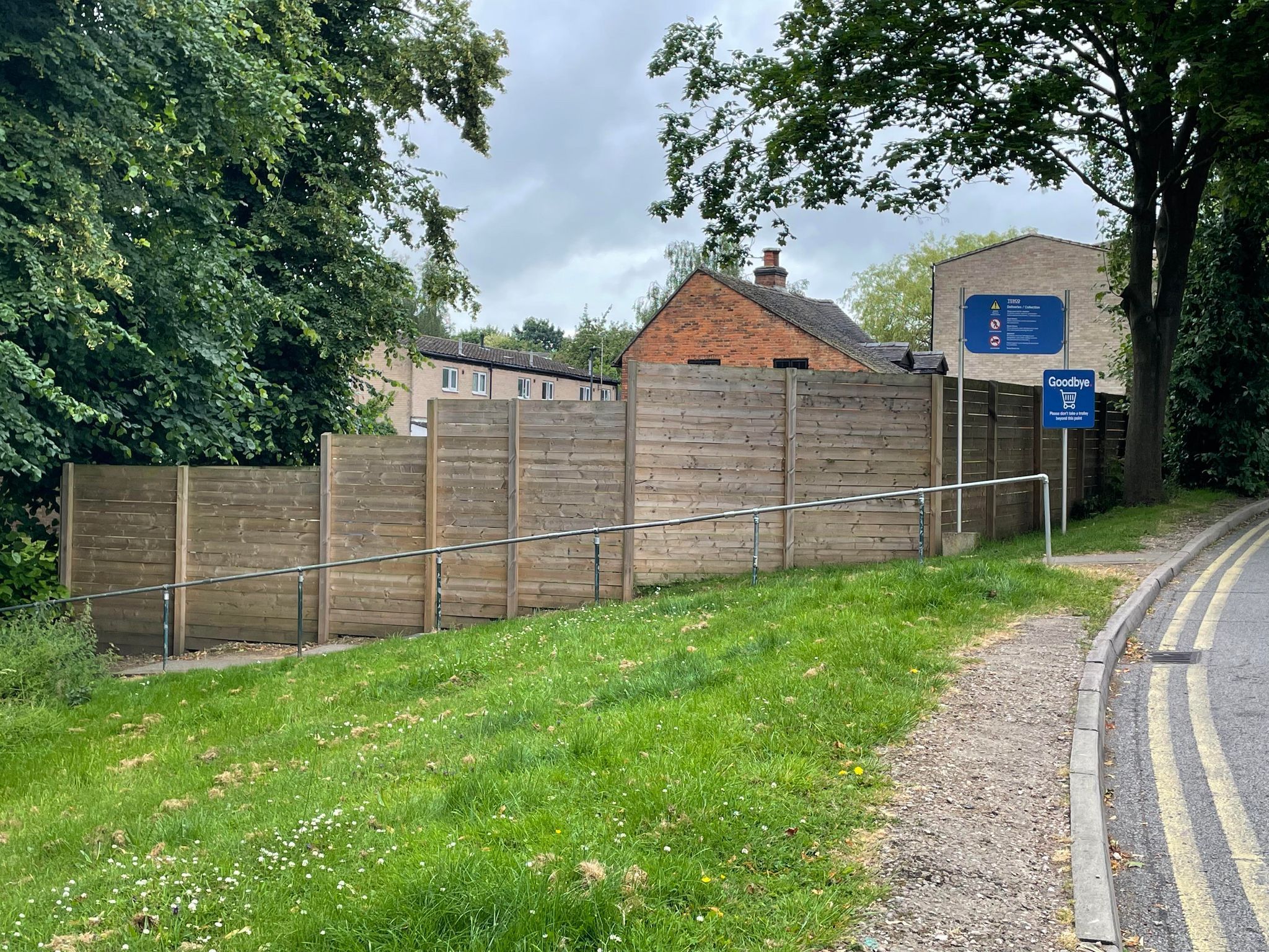Fencing seen from the Tesco car park