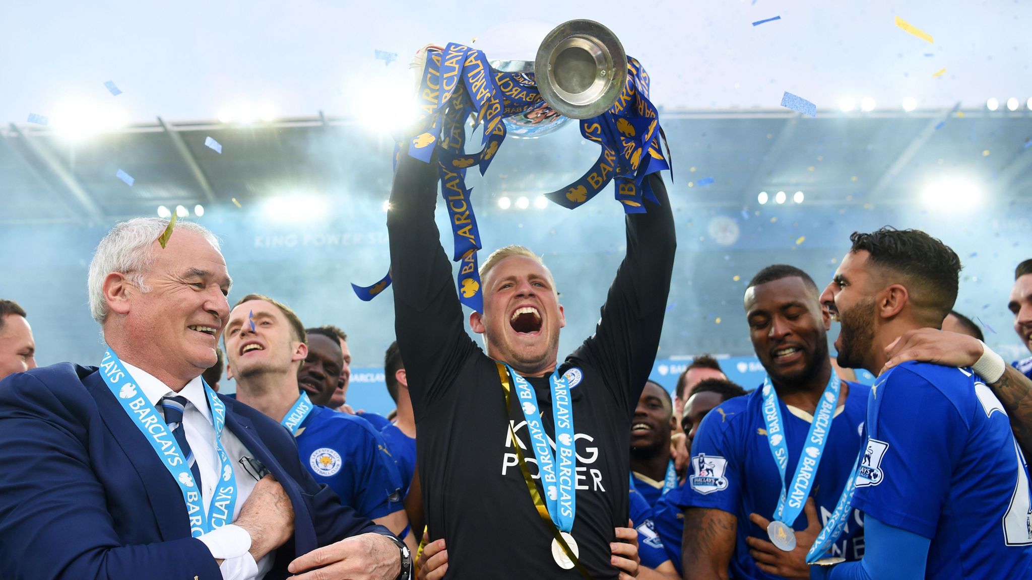 Kasper Schmeichel celebrates Leicester's Premier League title win in 2016
