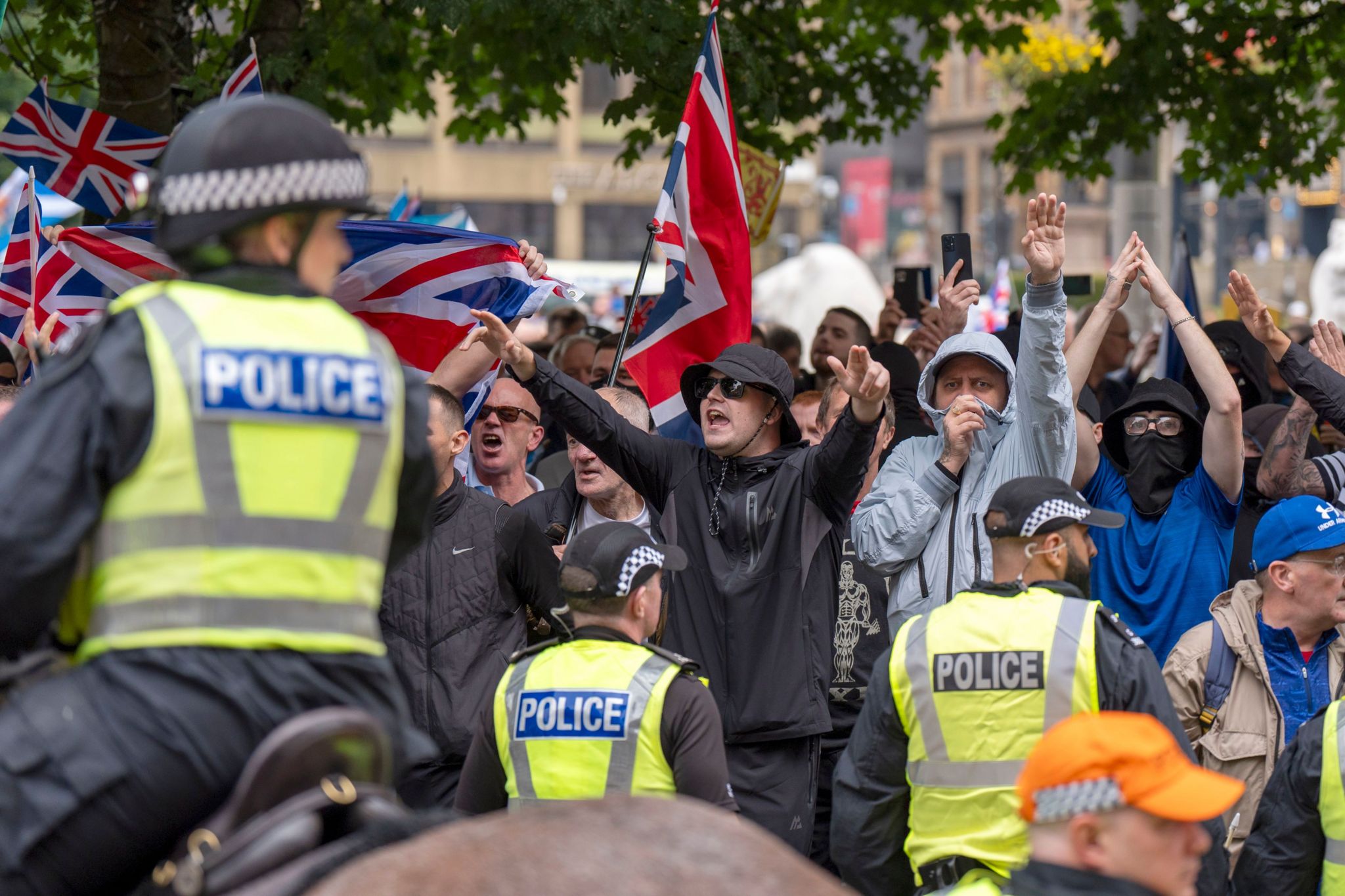 far right demonstrators