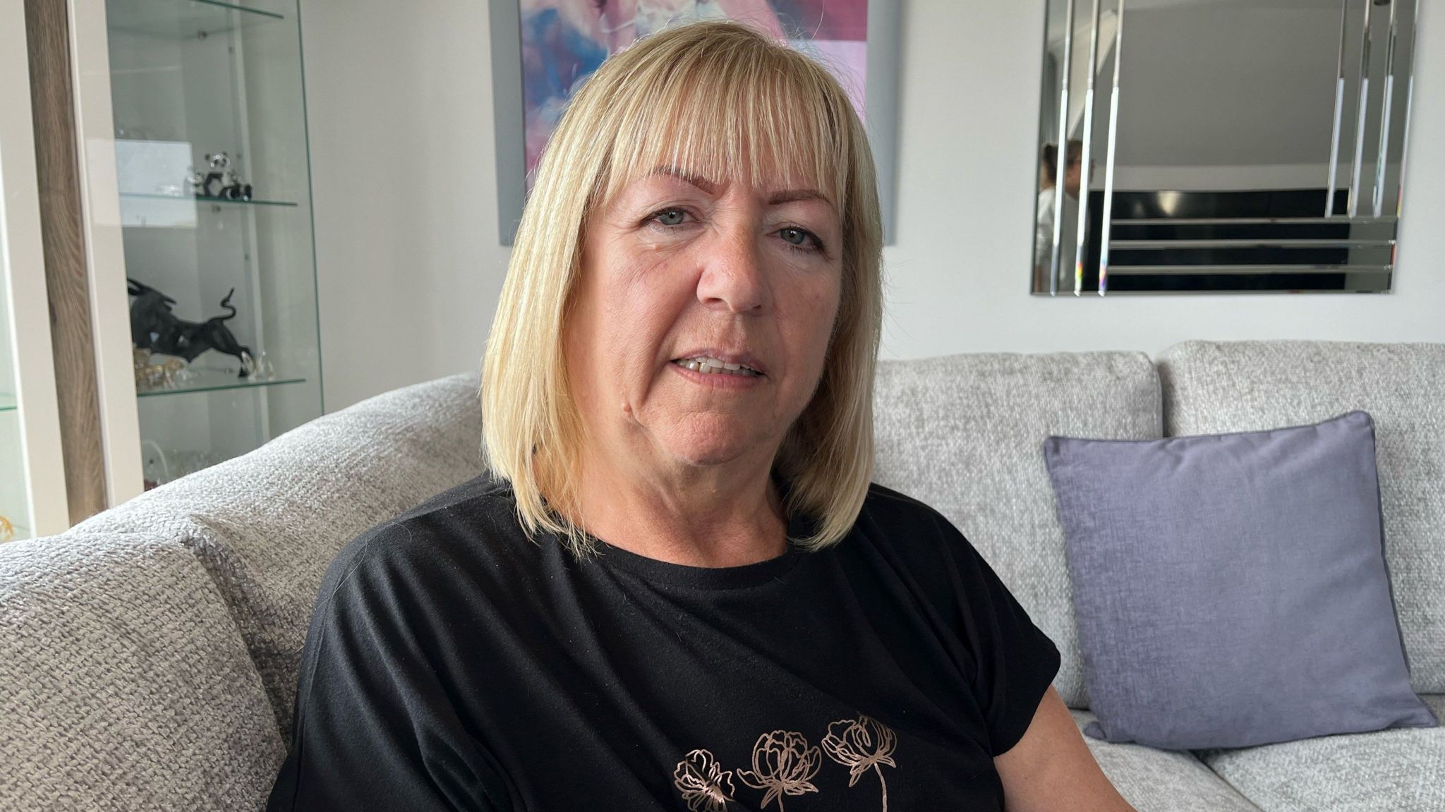 Great Yarmouth woman diagnosed with cancer soon after mum's death - BBC ...