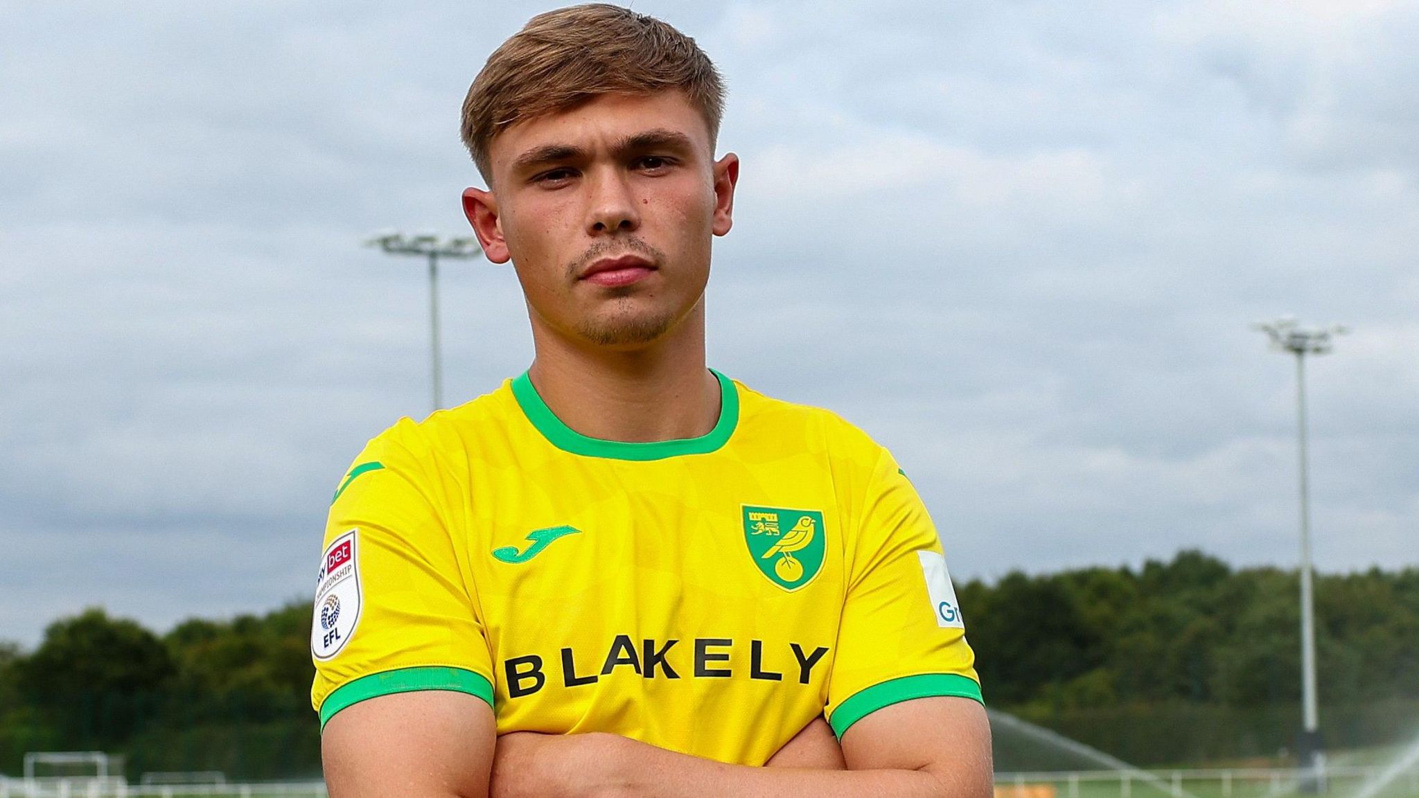 Callum Doyle: Norwich sign Man City prospect on season-long loan - BBC Sport