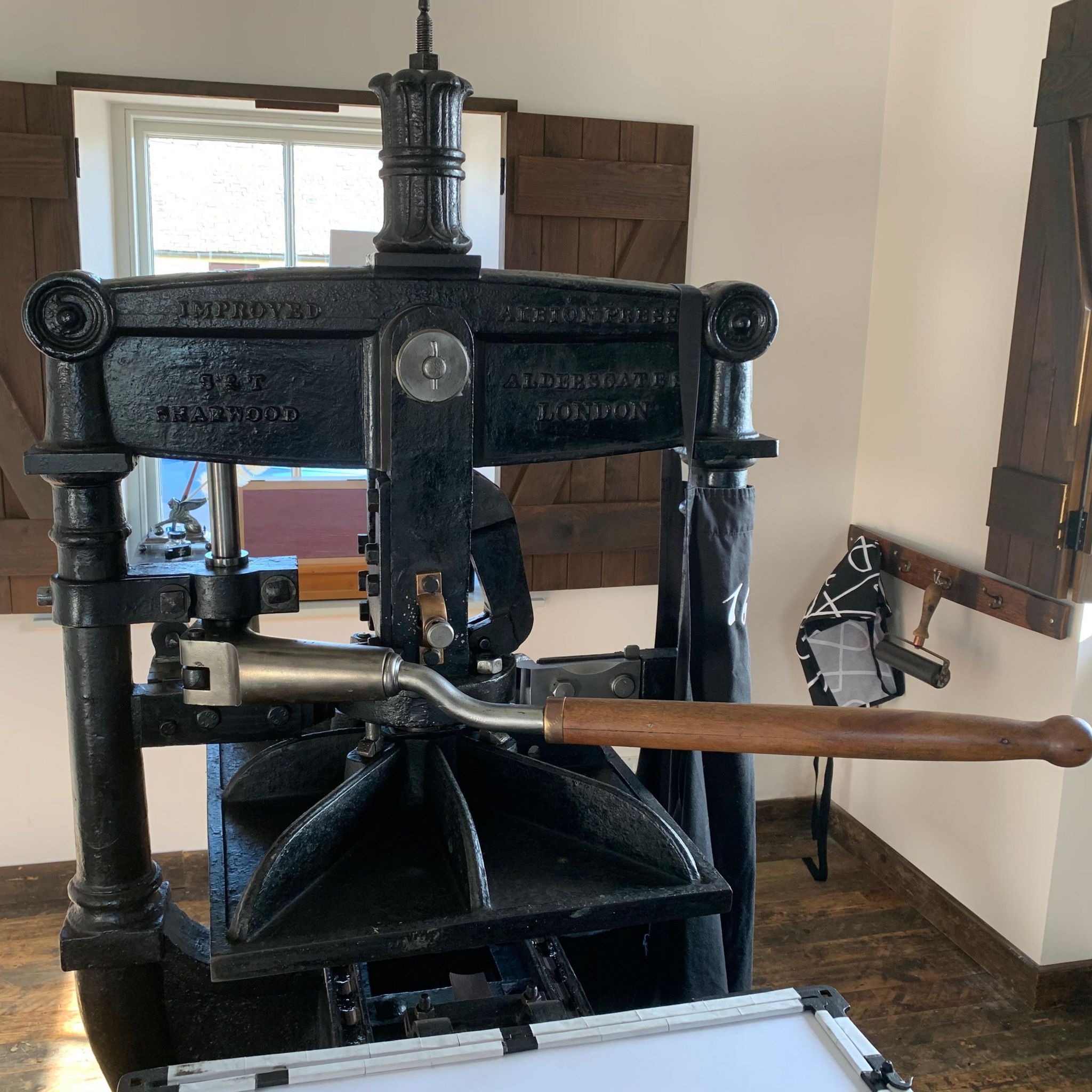 Printing press