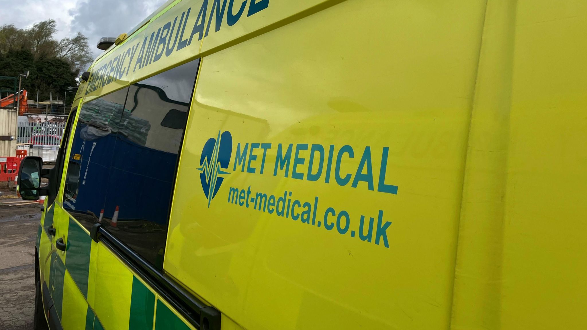 MET Medical ambulance