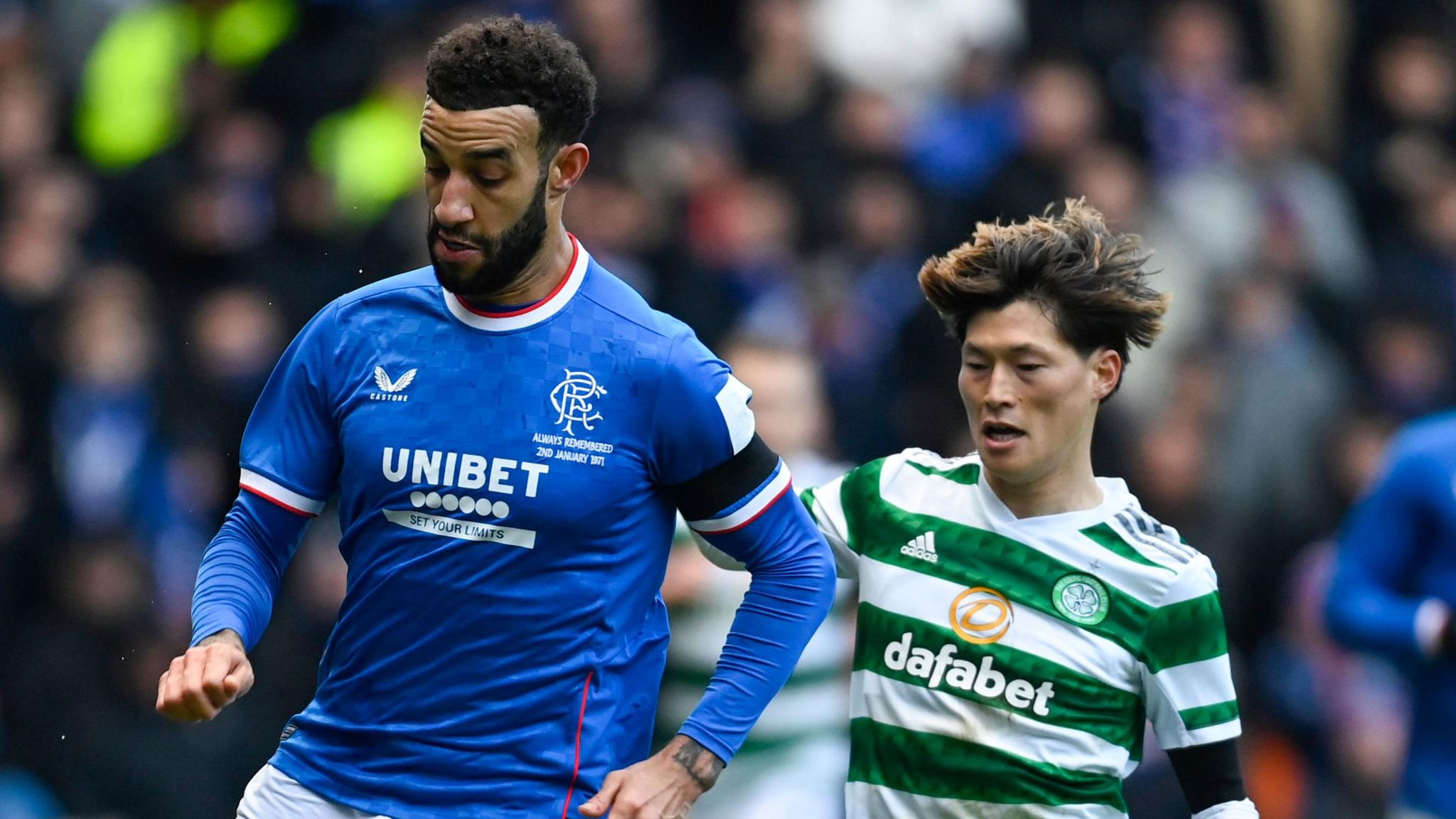 Connor Goldson holds off Kyogo Furuhashi