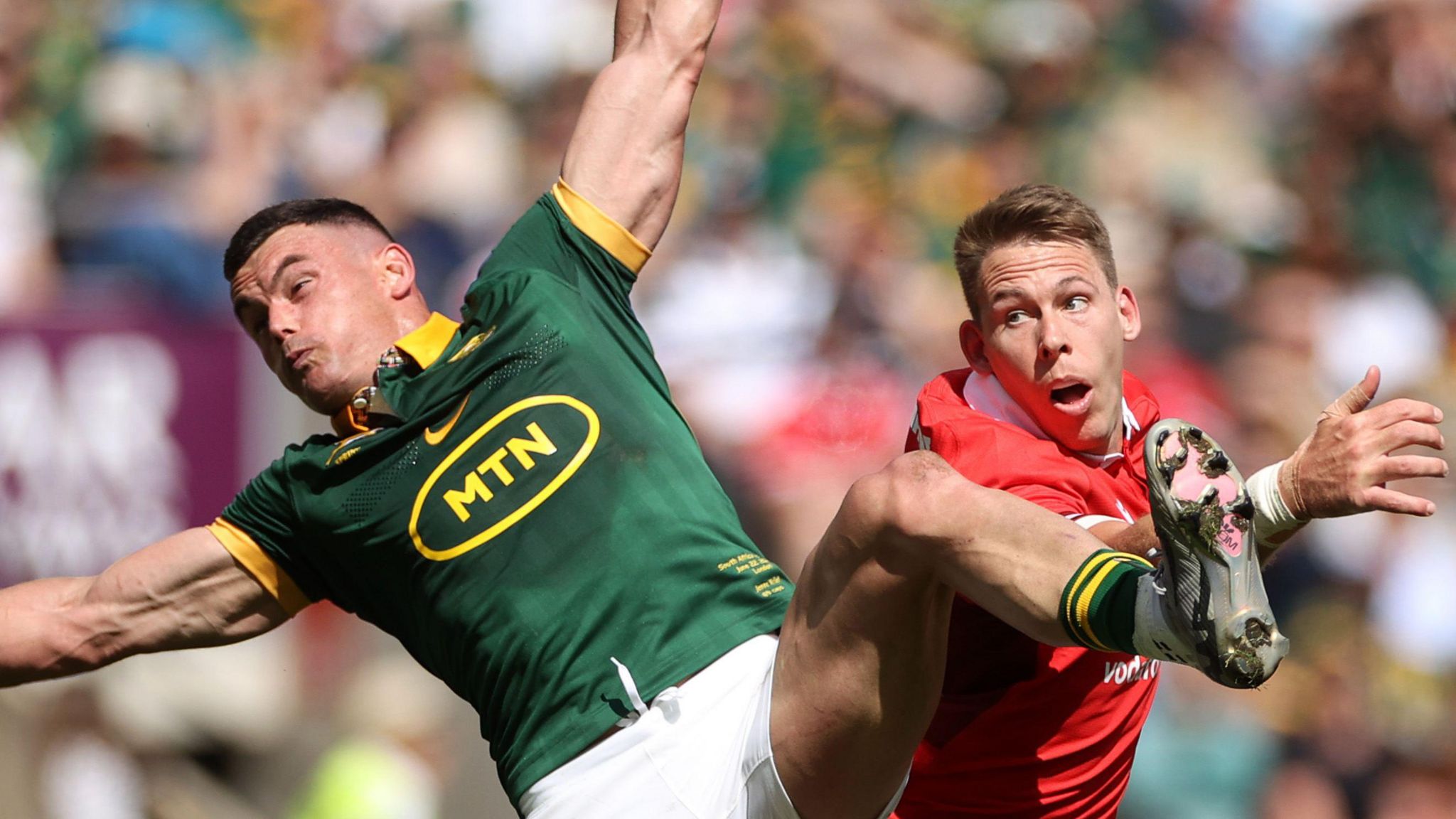 Liam Williams (right) missed the 2024 Six Nations because of his club commitments in Japan