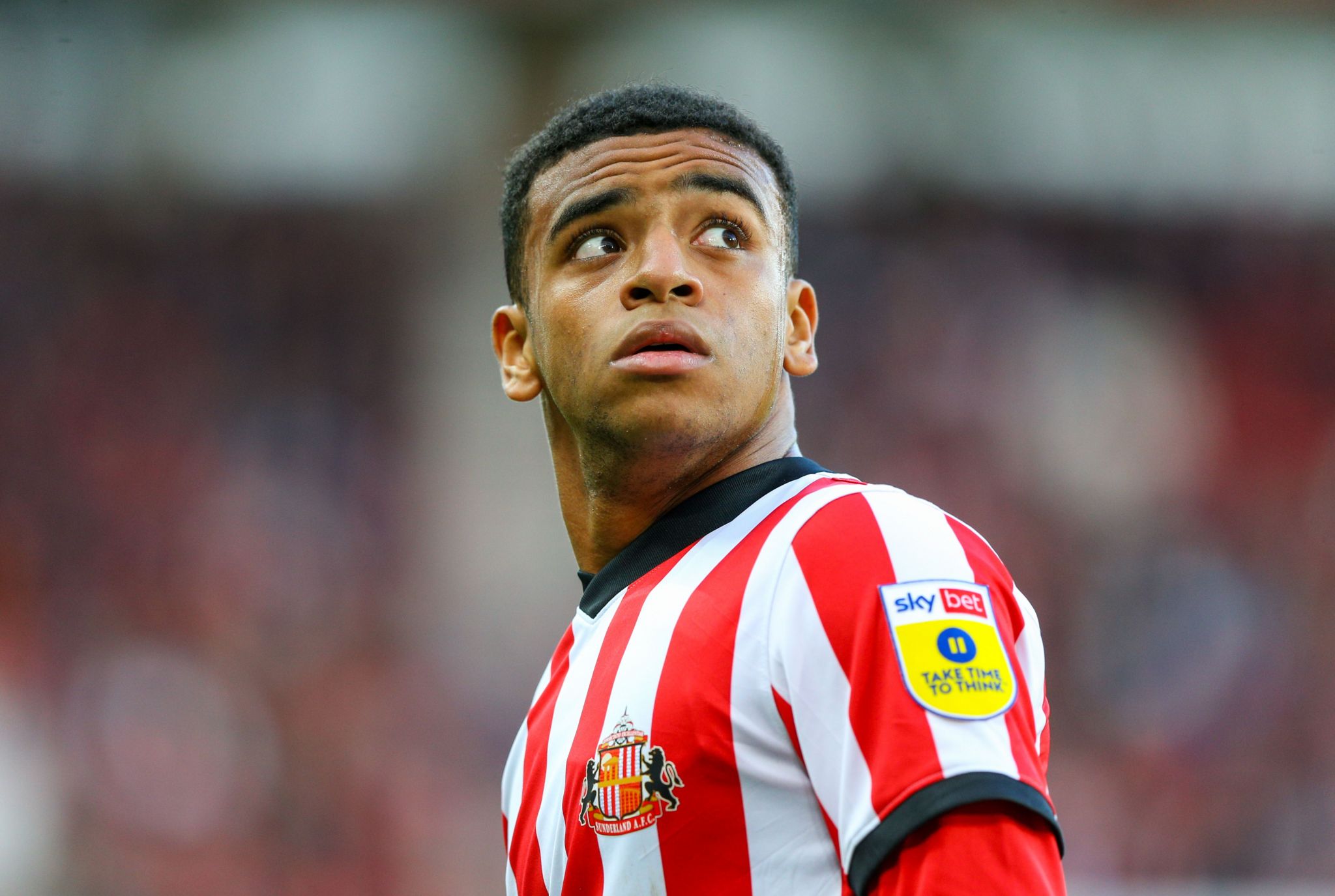 Sunderland transfer news: Jewison Bennette leaves on loan - BBC Sport