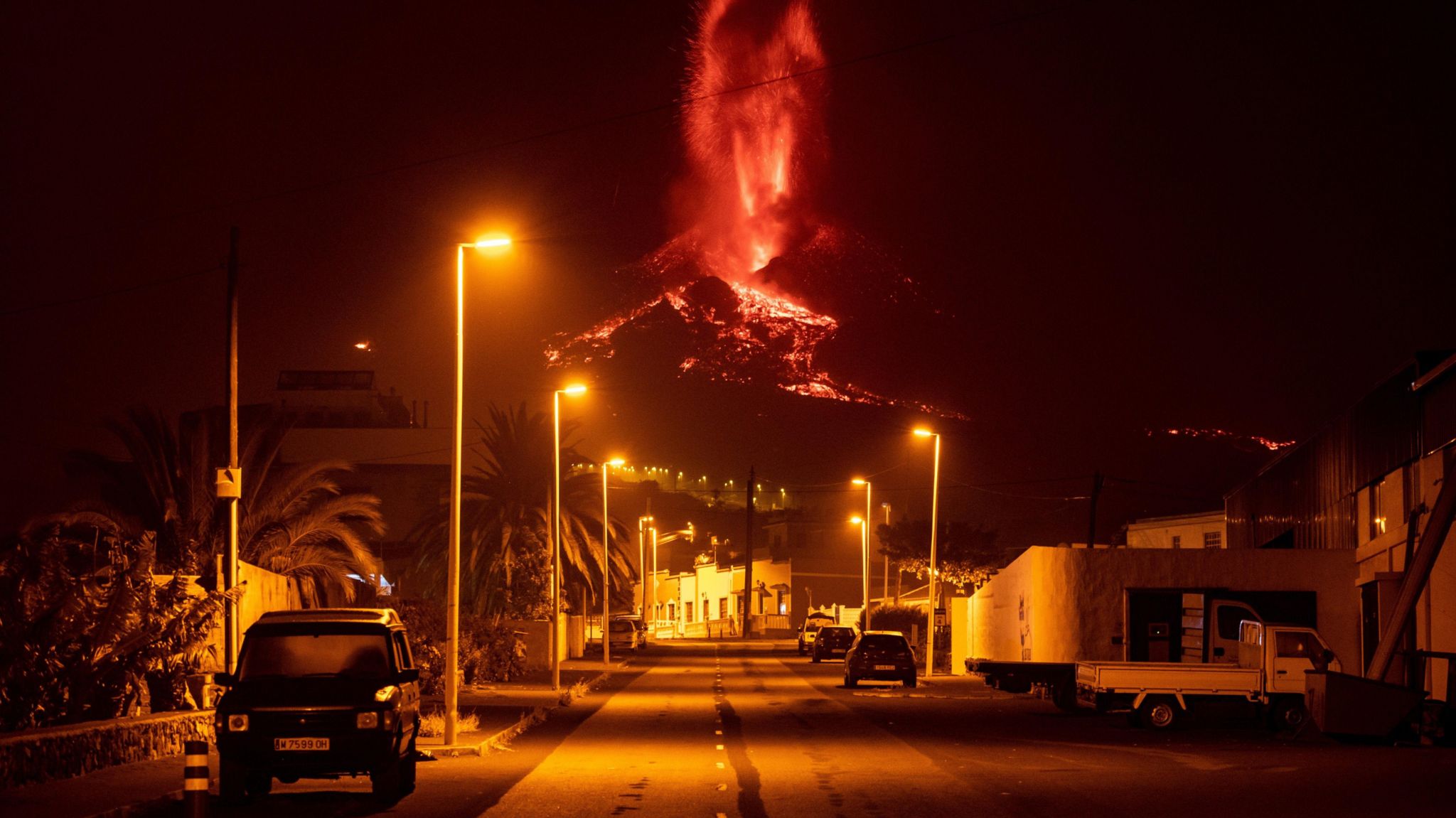 A spectacular eruption of lava on La Palma in 2021