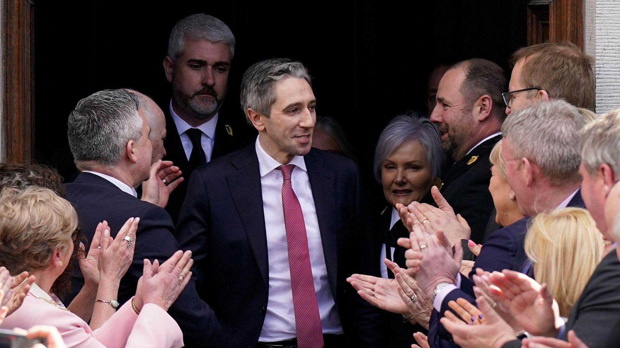Simon Harris was applauded as he left the Dáil after his election