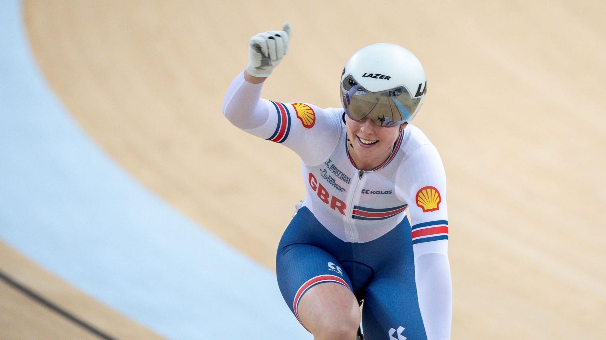 Emma Finucane celebrates at the Track Nations Cup